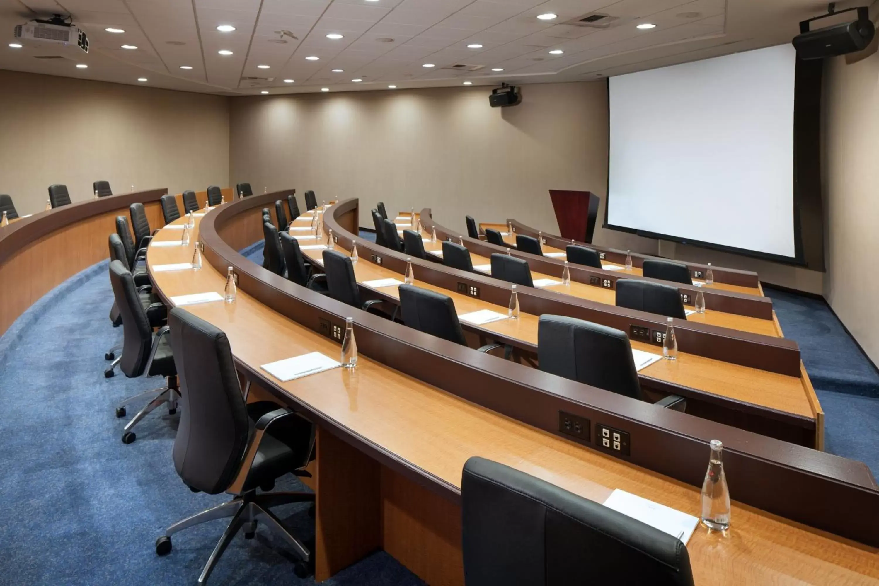 Meeting/conference room in Laguna Cliffs Marriott Resort & Spa