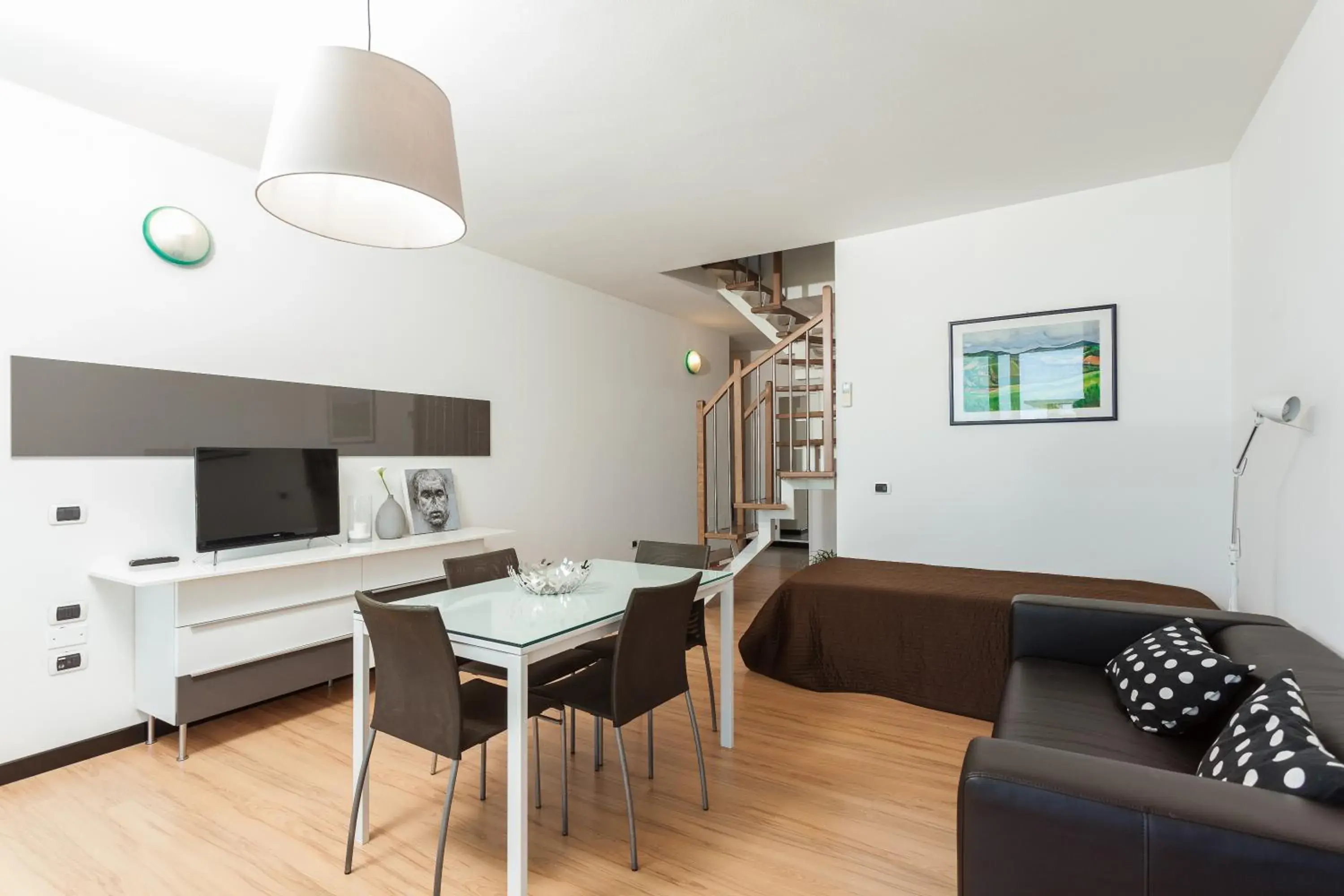 TV and multimedia, Dining Area in Hotel Cristallo