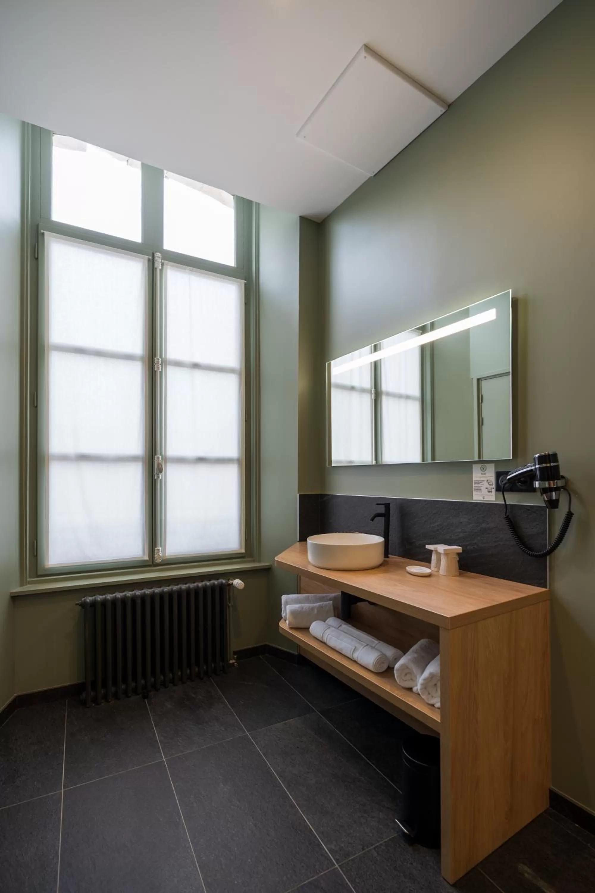 Property building in Hôtel Loysel le Gaucher