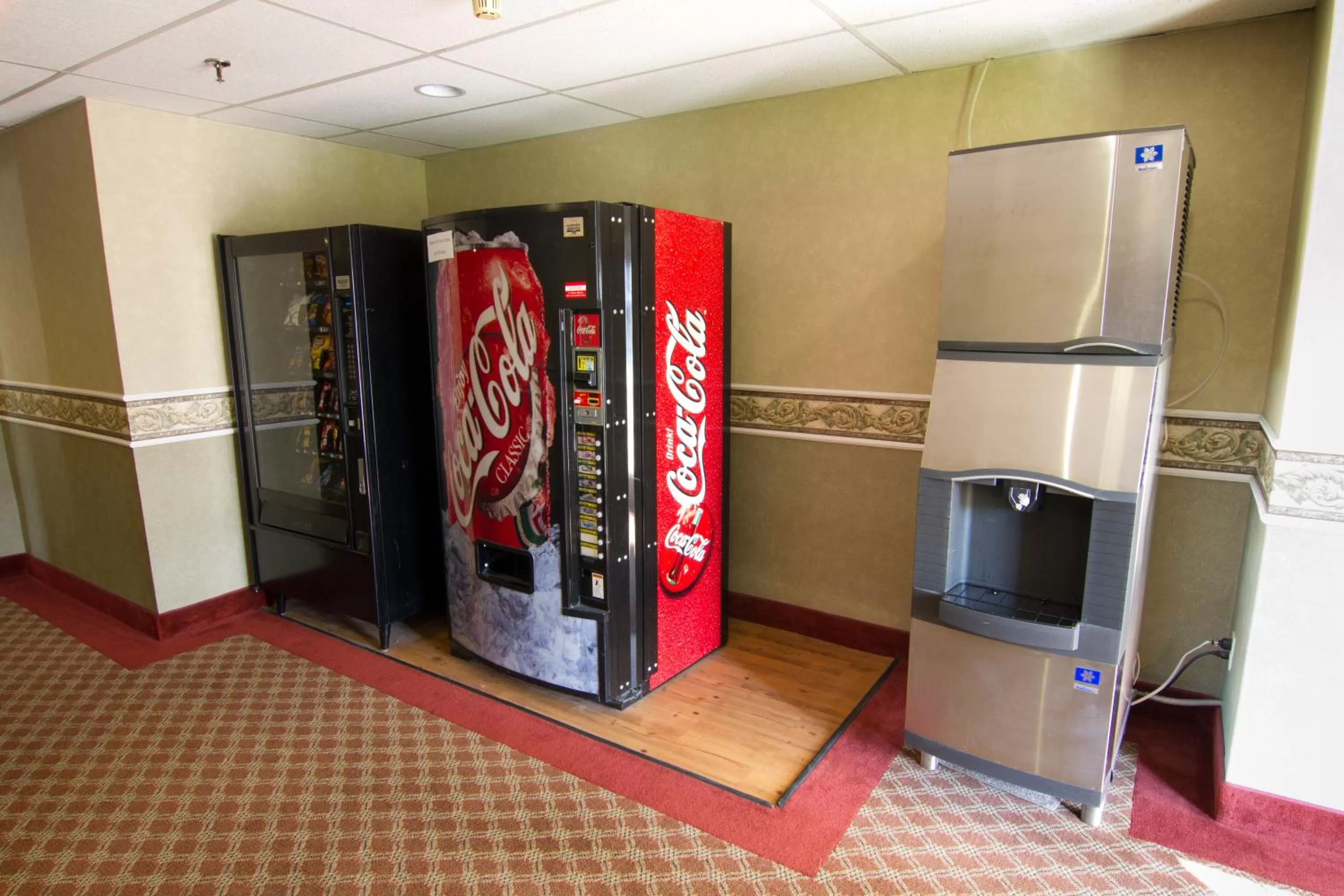 Lobby or reception in Sandwich Lodge & Resort