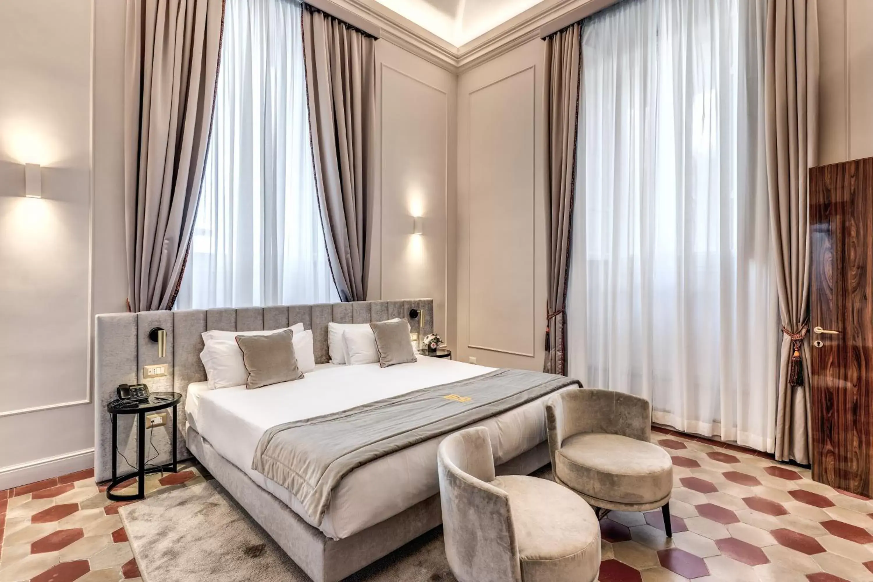 Bedroom, Bed in Eitch Borromini Palazzo Pamphilj