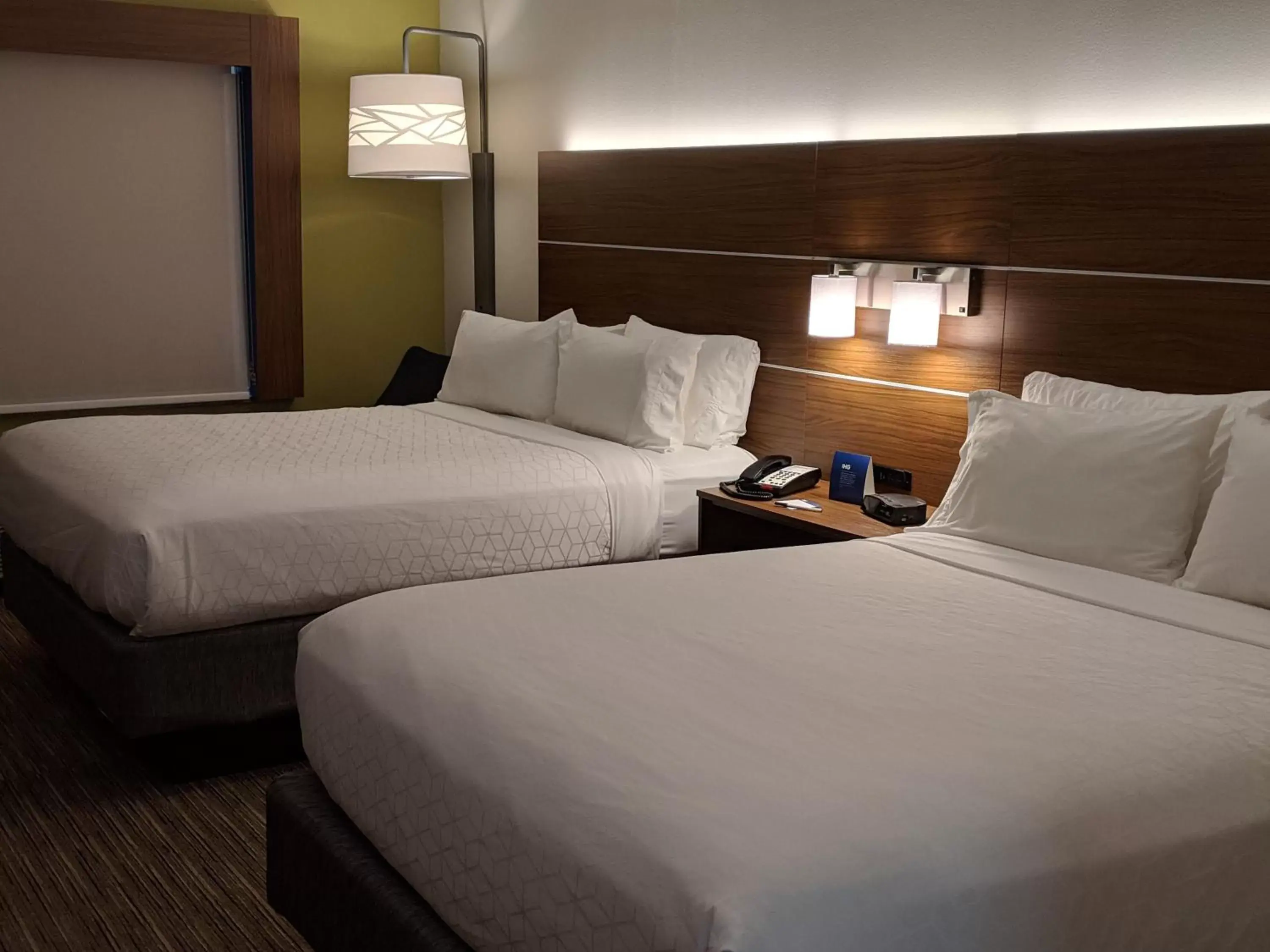 Standard Double Room with Two Double Beds in Holiday Inn Express Hotel & Suites Claypool Hill -Richlands Area by IHG Standard Double Room with Two Double Beds in Holiday Inn Express Hotel & Suites Claypool Hill -Richlands Area by IHG