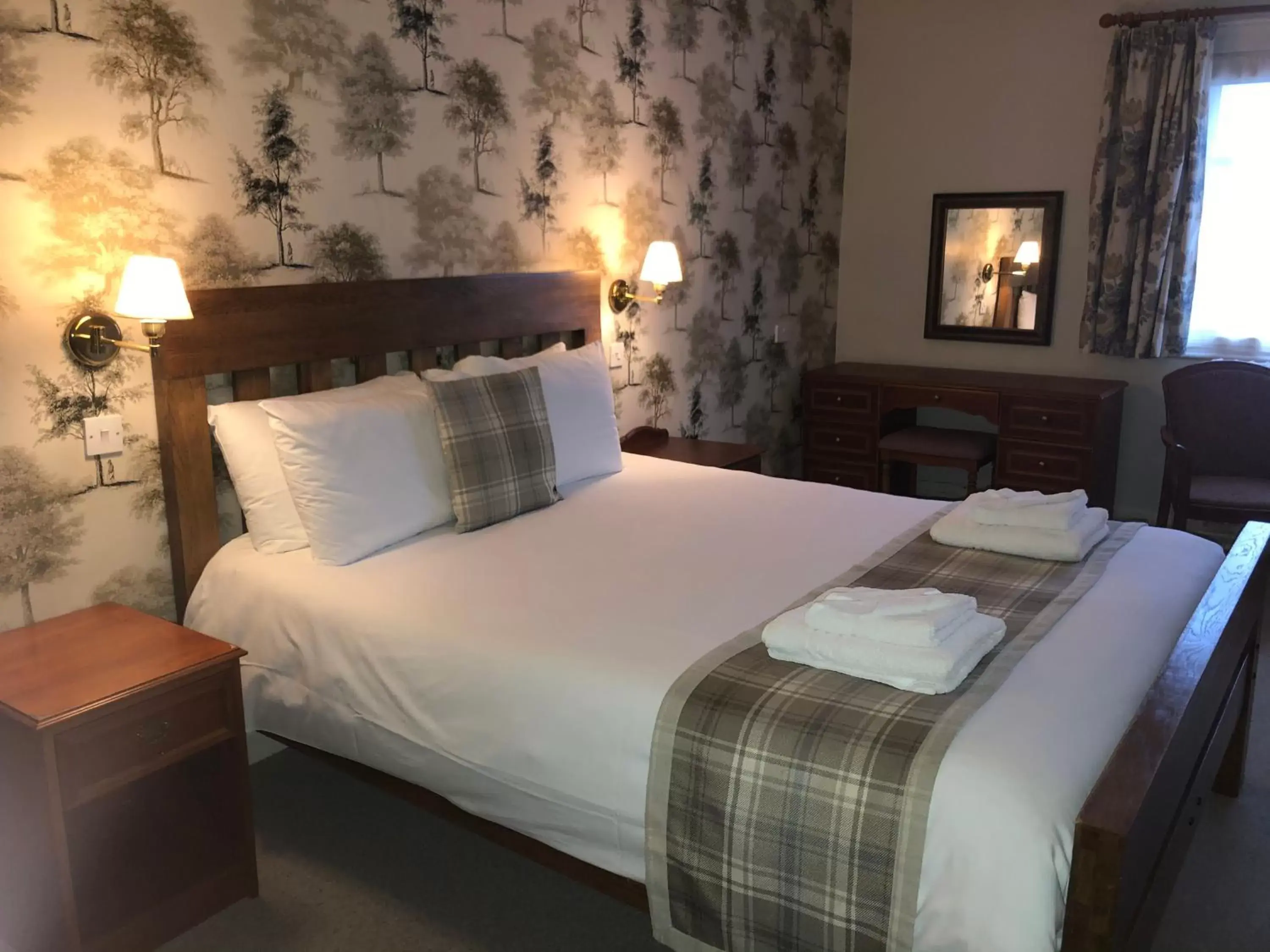 Bed in The Old Bell - Warminster