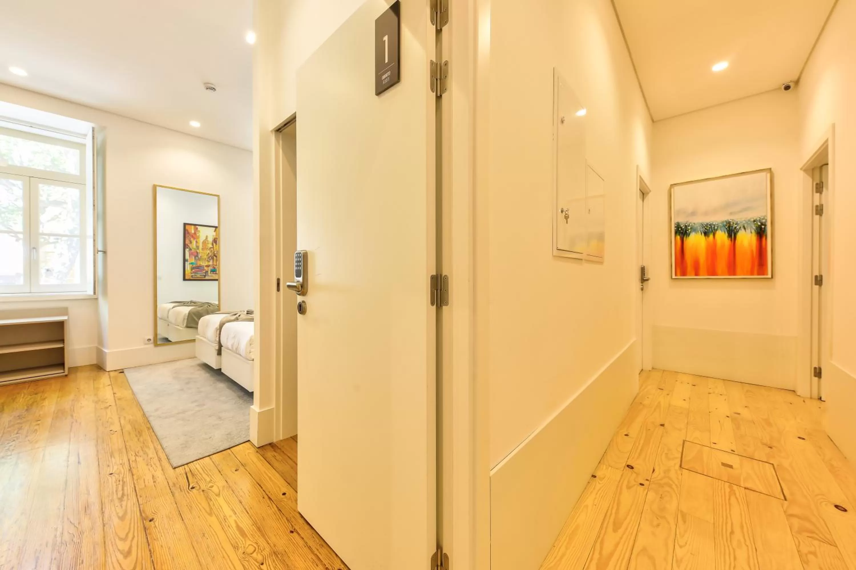 Photo of the whole room in Avenue Garden