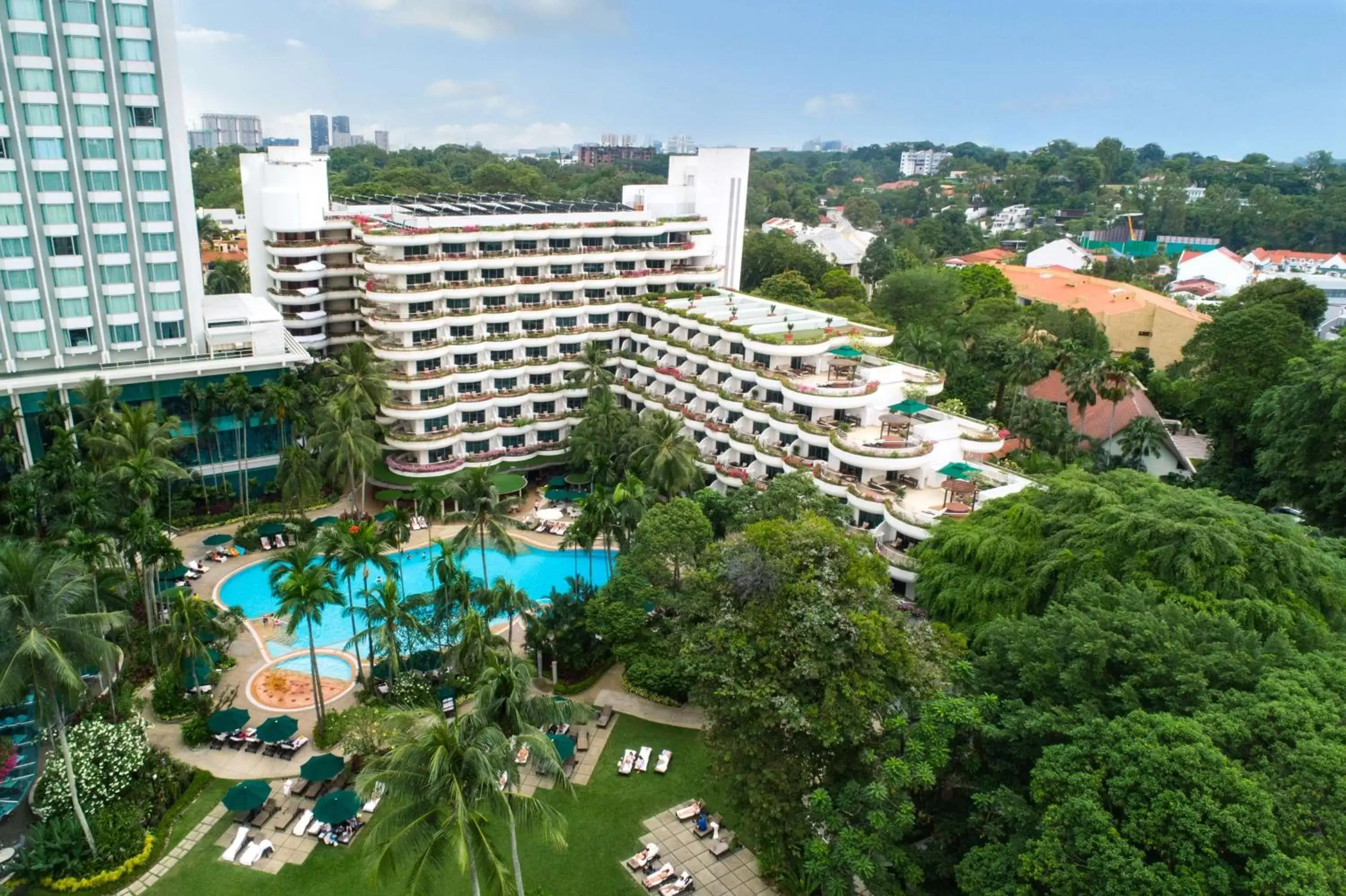 Property building in Shangri-La Singapore Property building in Shangri-La Singapore