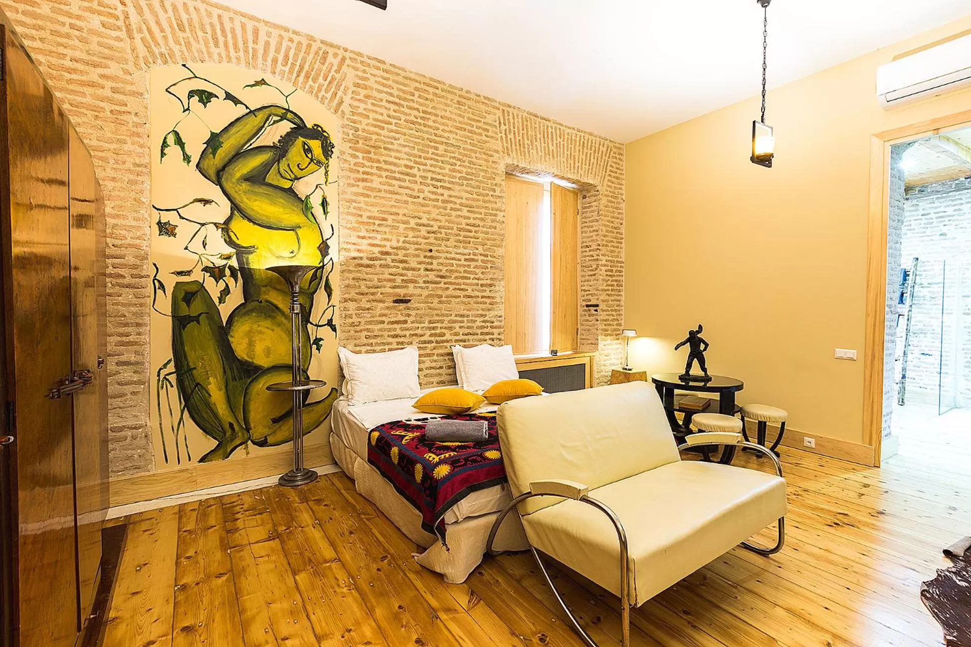 Bed in Castle in Old Town