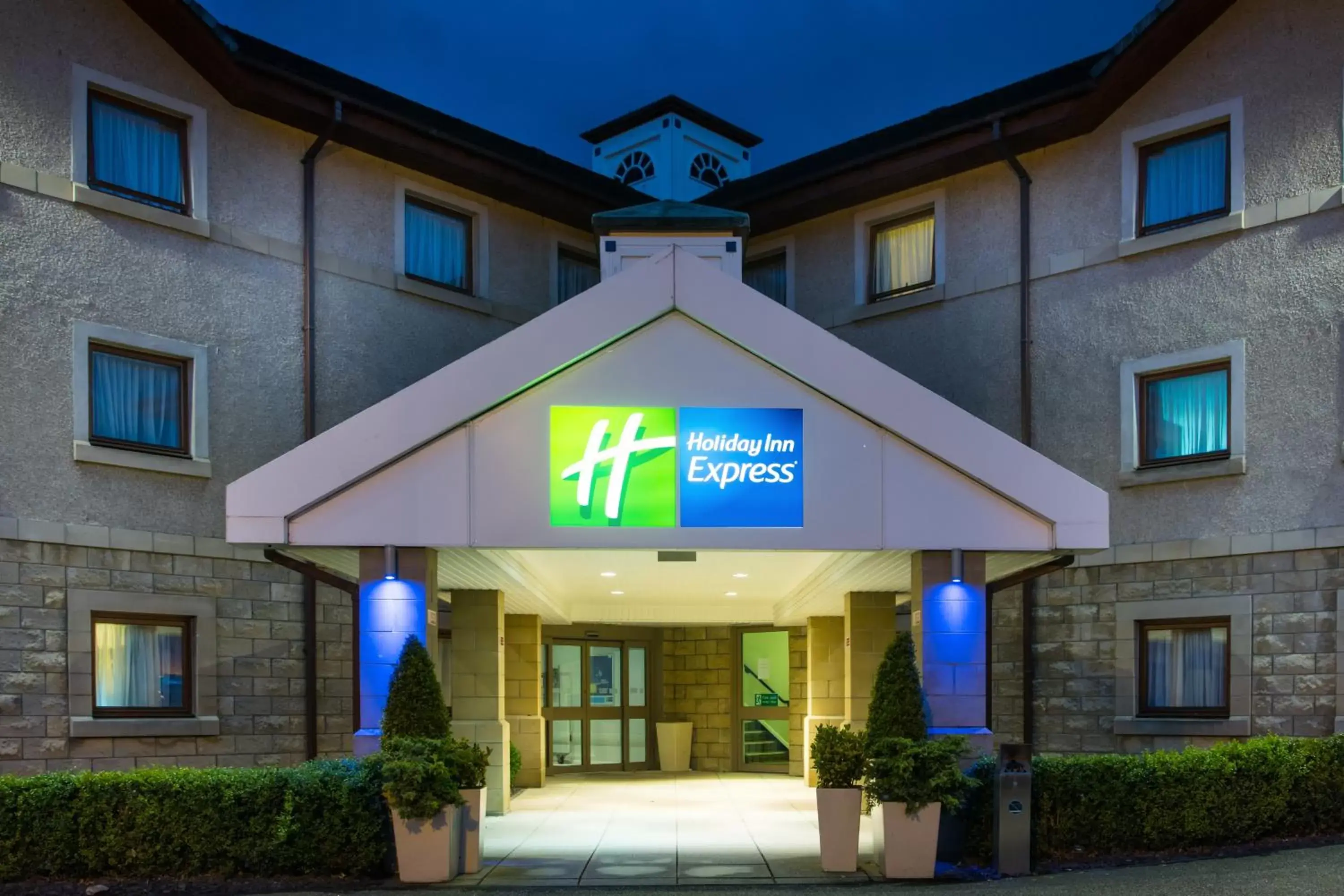 Property Building in Holiday Inn Express Inverness, an IHG Hotel