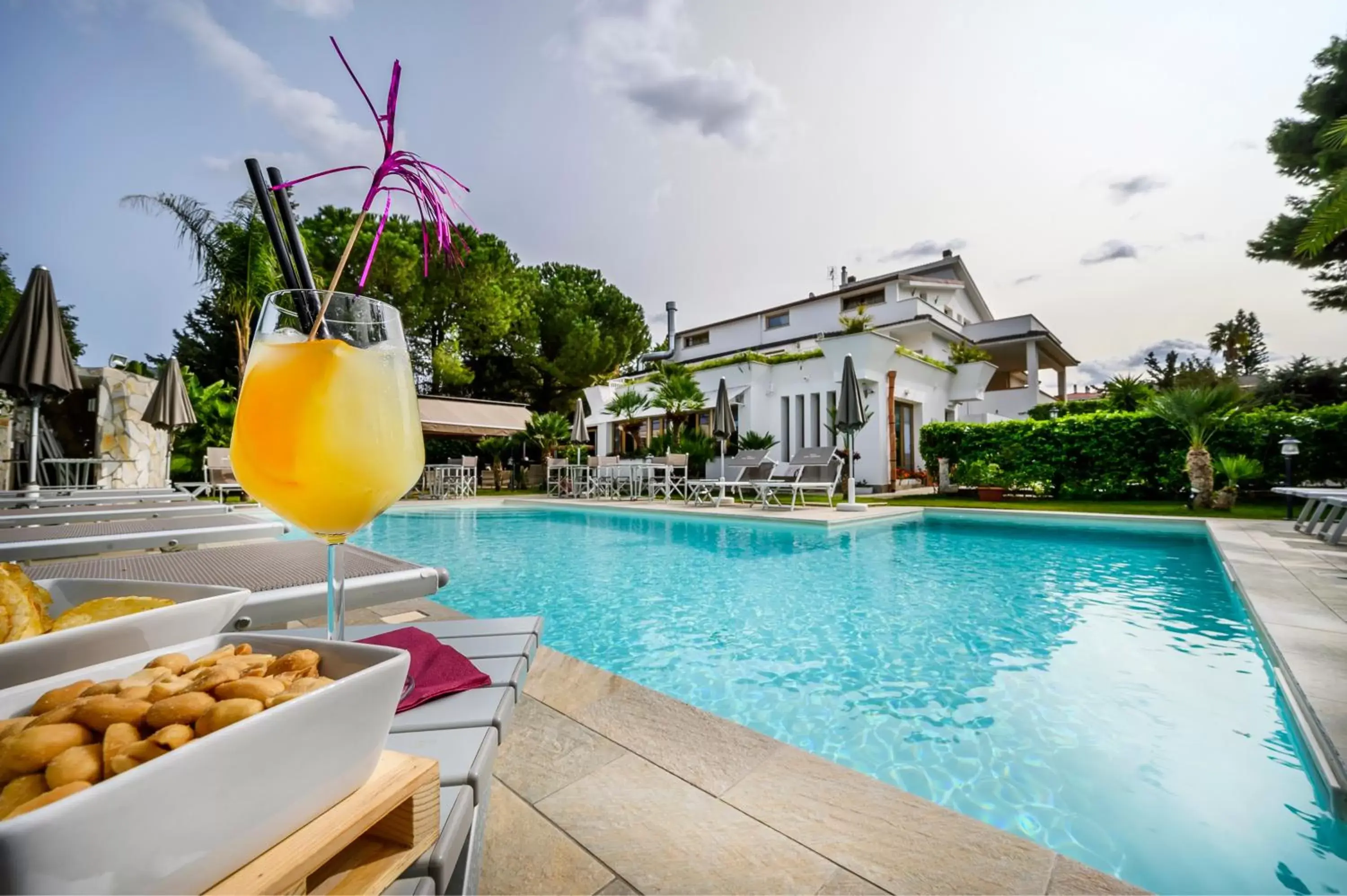 Swimming Pool in VILLA SAN LORENZO ROOM SUITE & RESTAURANT