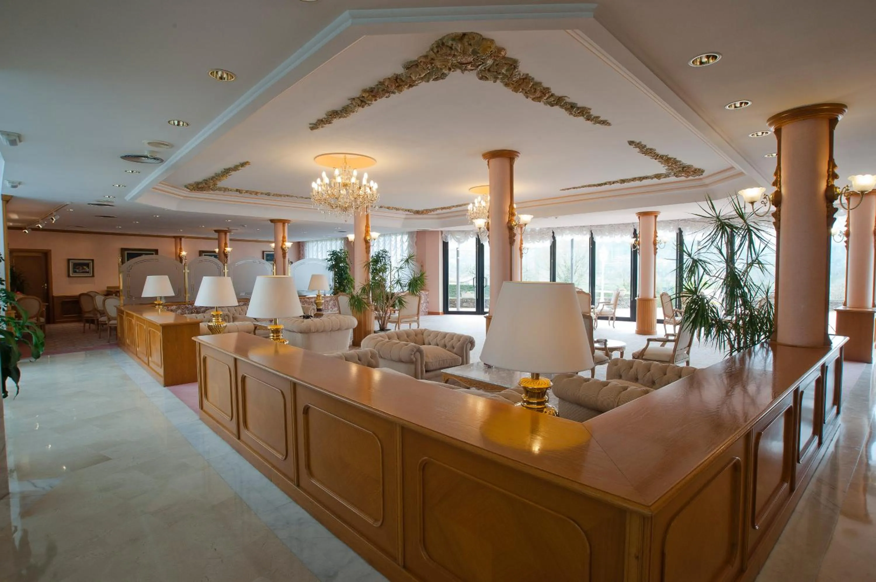 Communal lounge/ TV room in Hotel Riu Fluviá