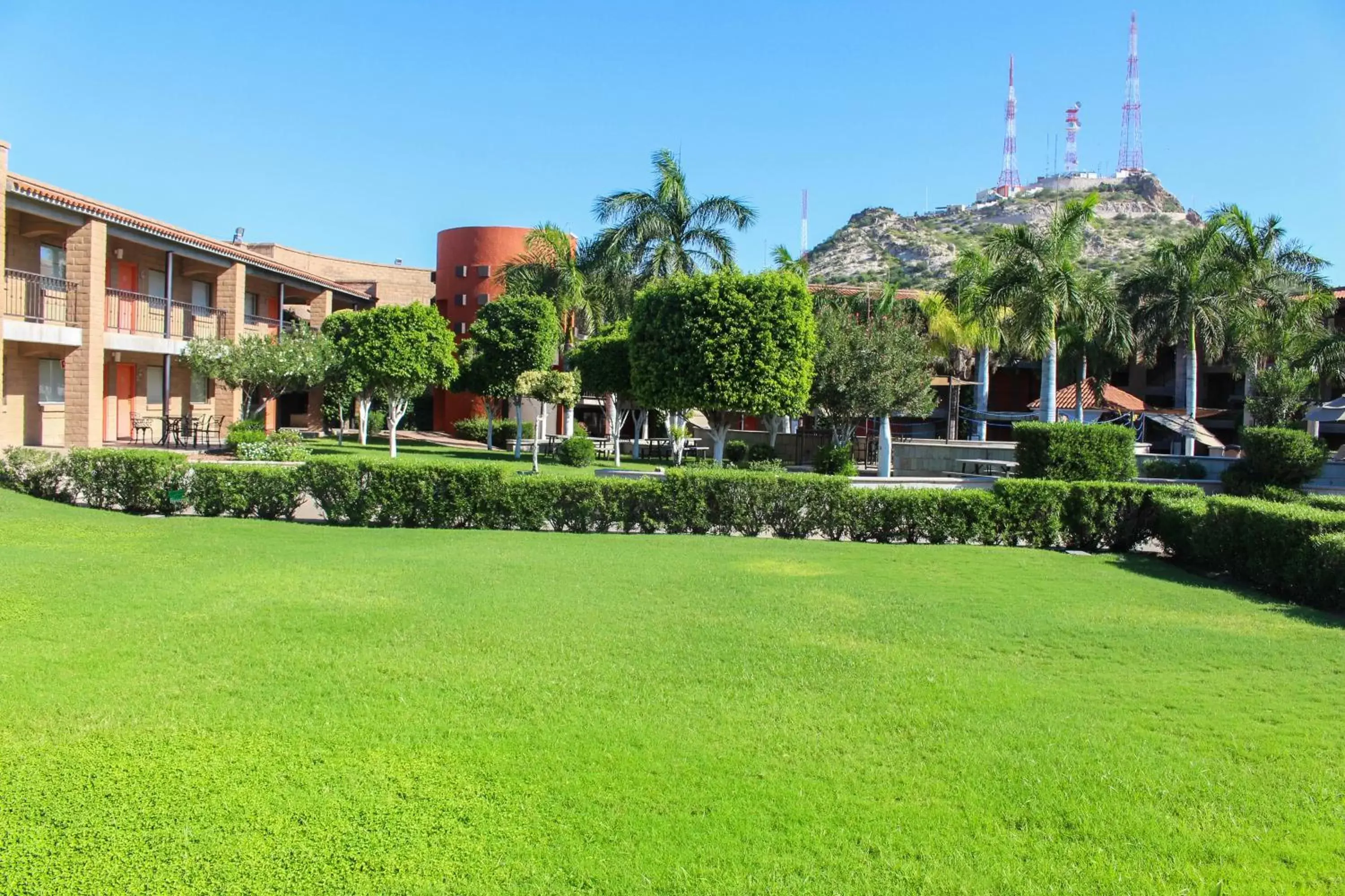 Garden, Property Building in Hotel Colonial Hermosillo