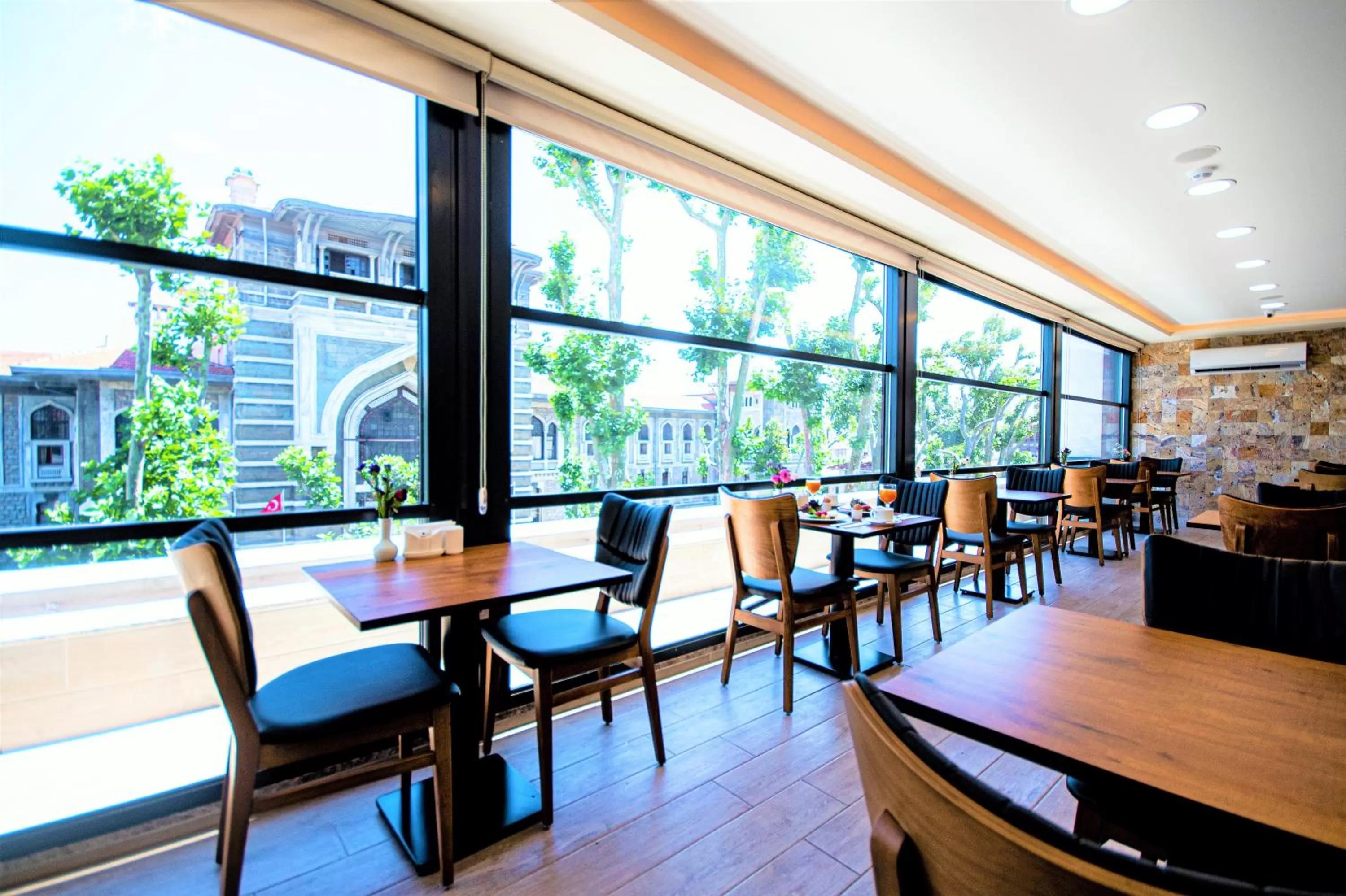 Restaurant/places to eat in Boss Hotel Sultanahmet