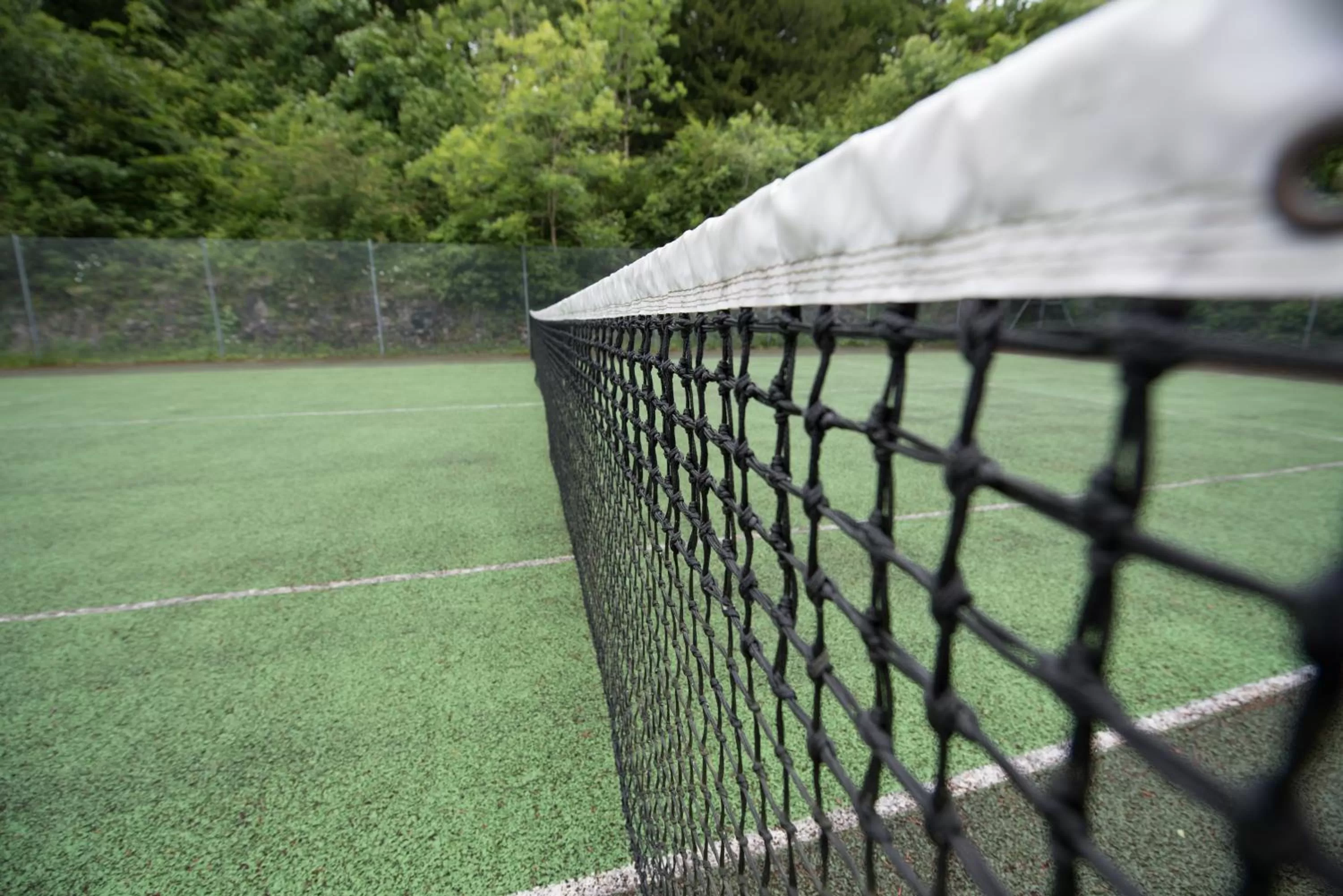 Tennis court in Cumbria Grand Hotel
