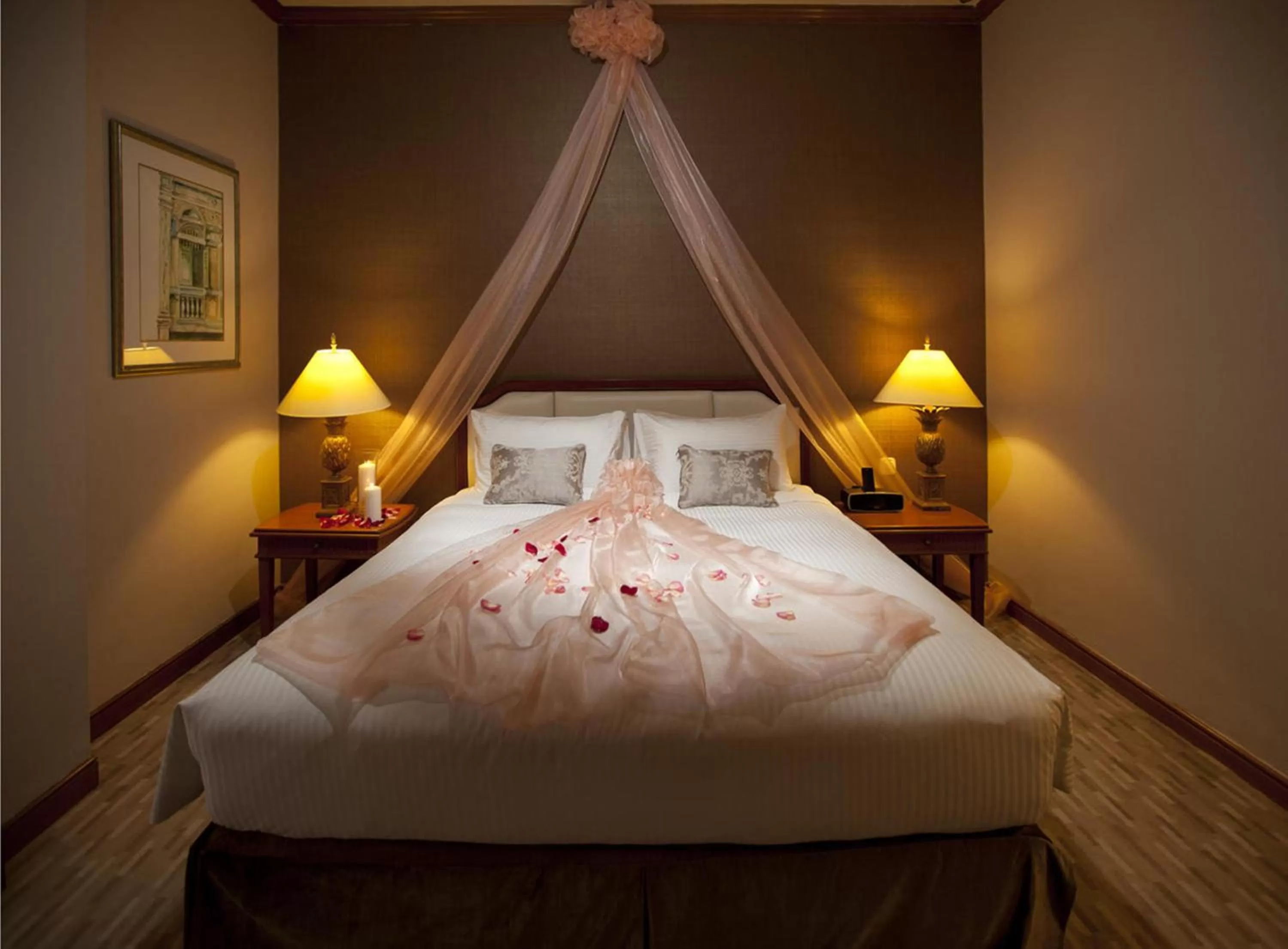 Photo of the whole room, Bed in Dorsett Grand Labuan