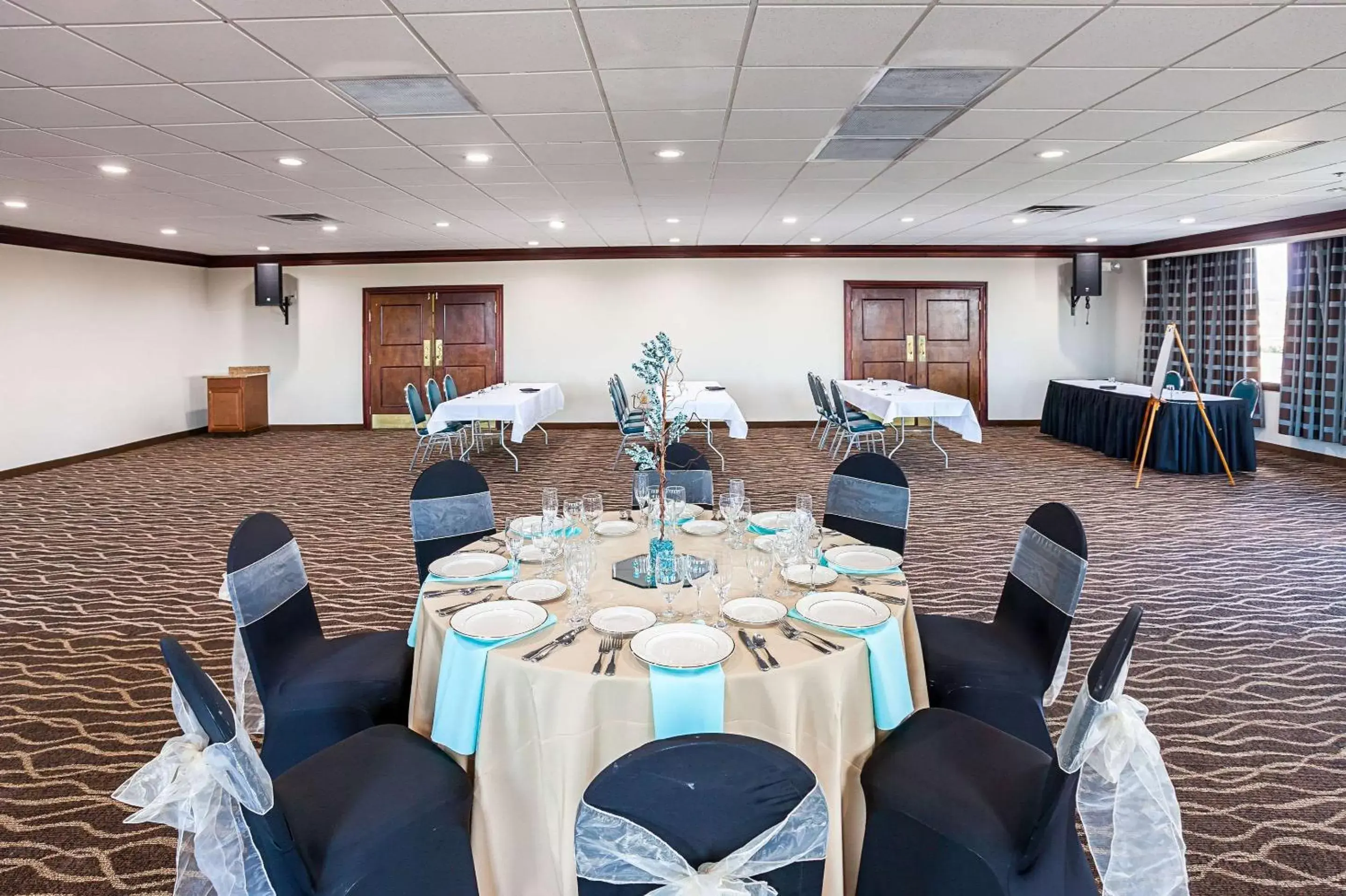 On site, Banquet Facilities in Quality Inn & Suites Cincinnati Downtown