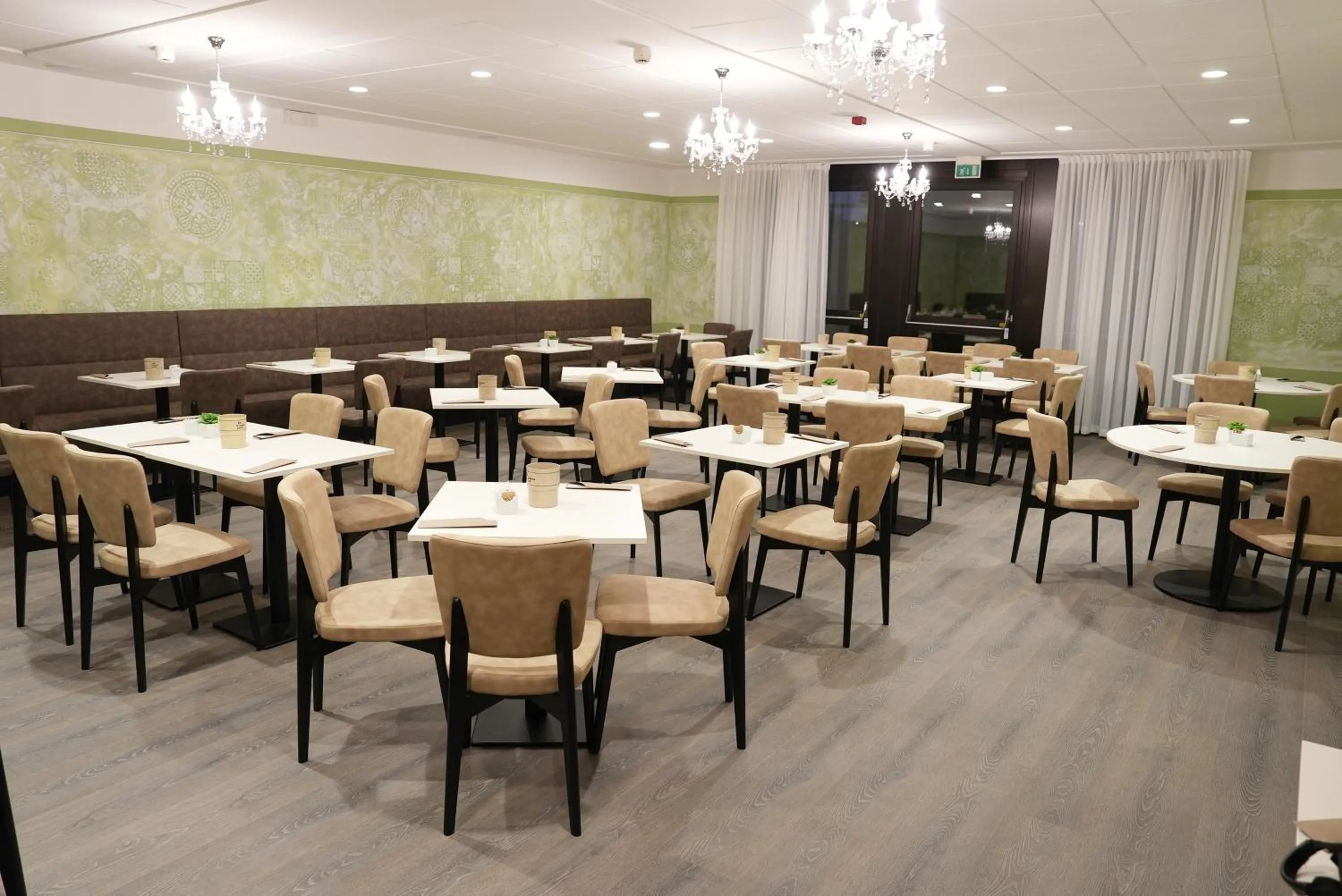 Breakfast in Hotel Puccini