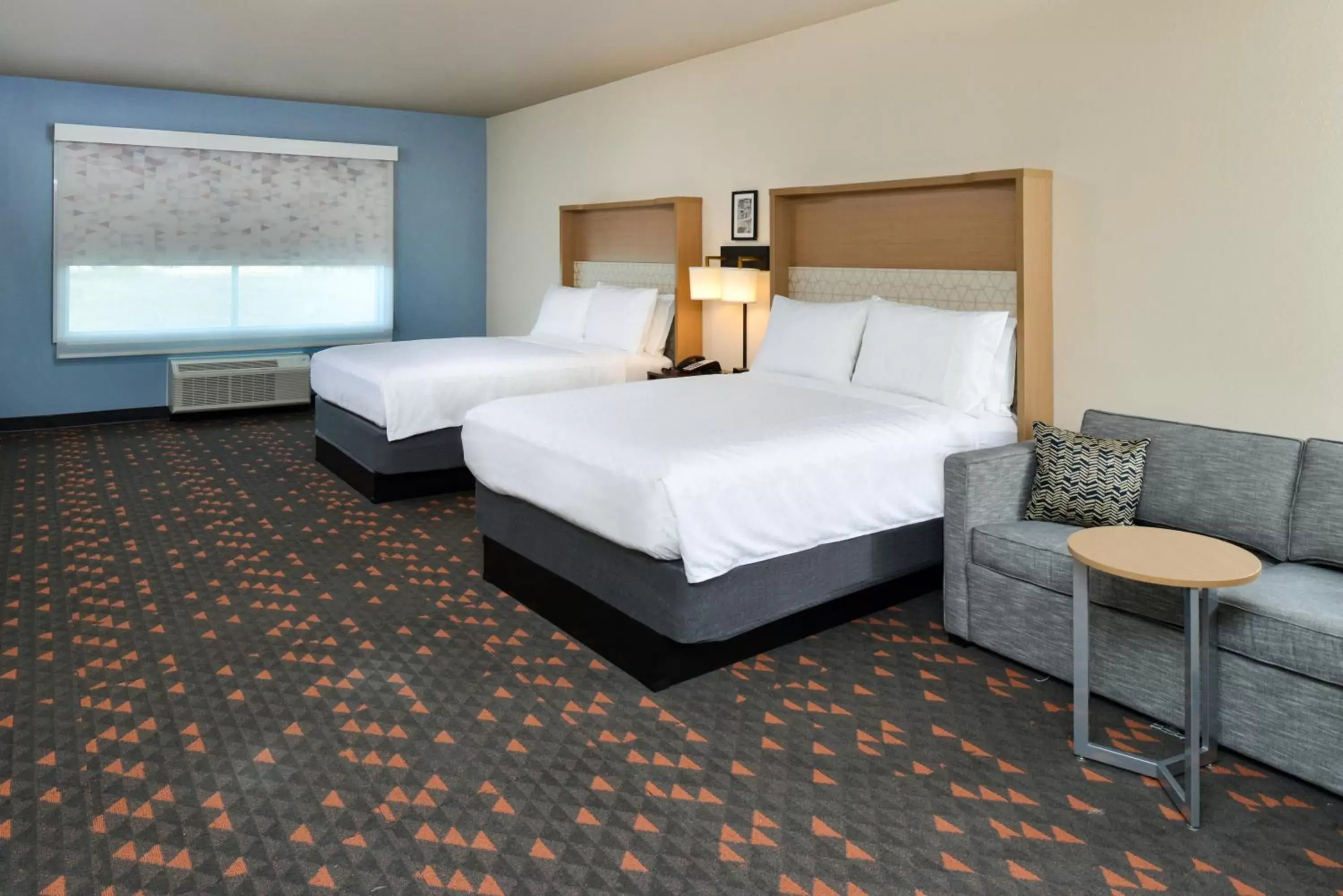 Photo of the whole room, Bed in Holiday Inn - Fort Worth - Alliance, an IHG Hotel