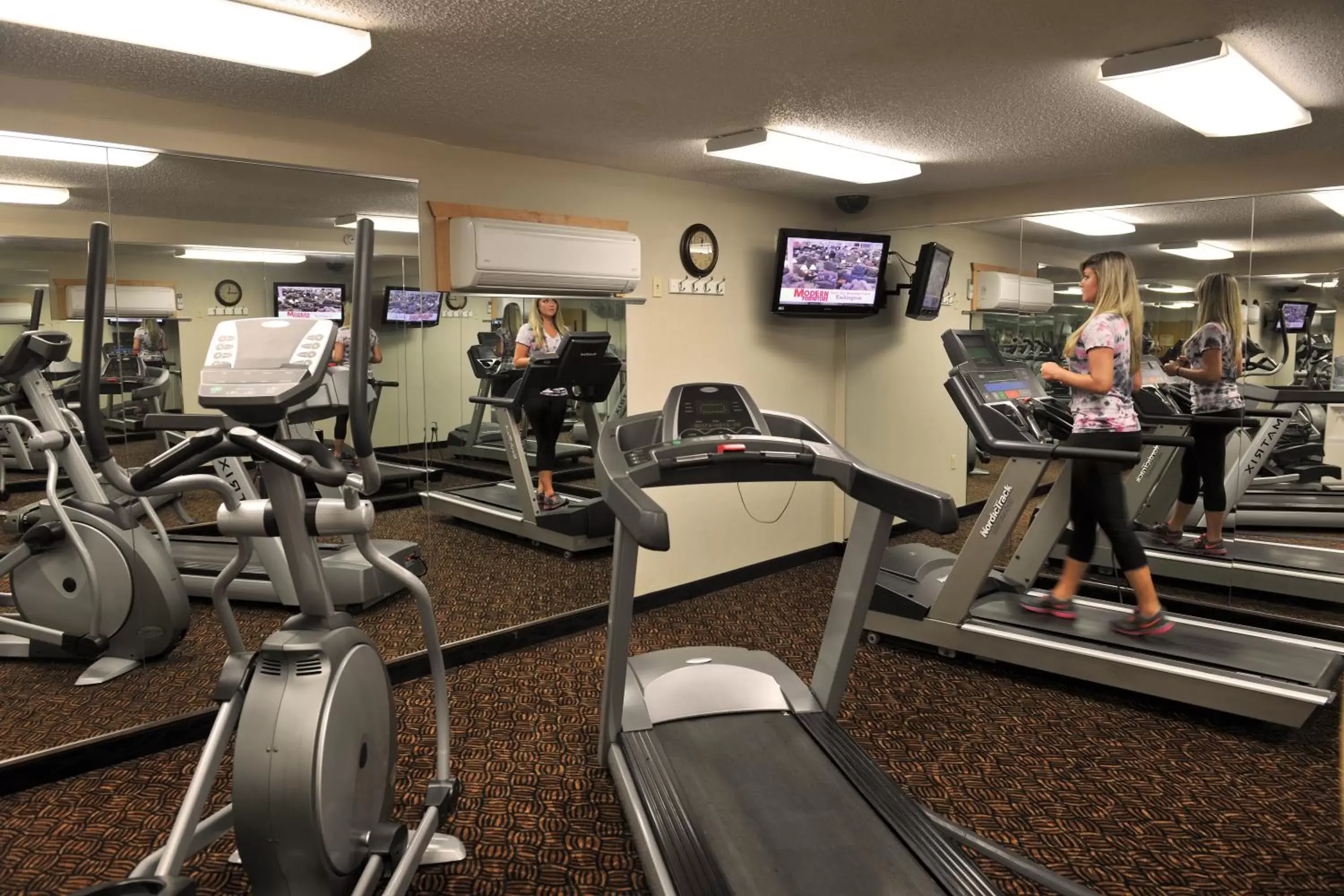 Fitness centre/facilities, Fitness Center/Facilities in Stoney Creek Hotel Peoria