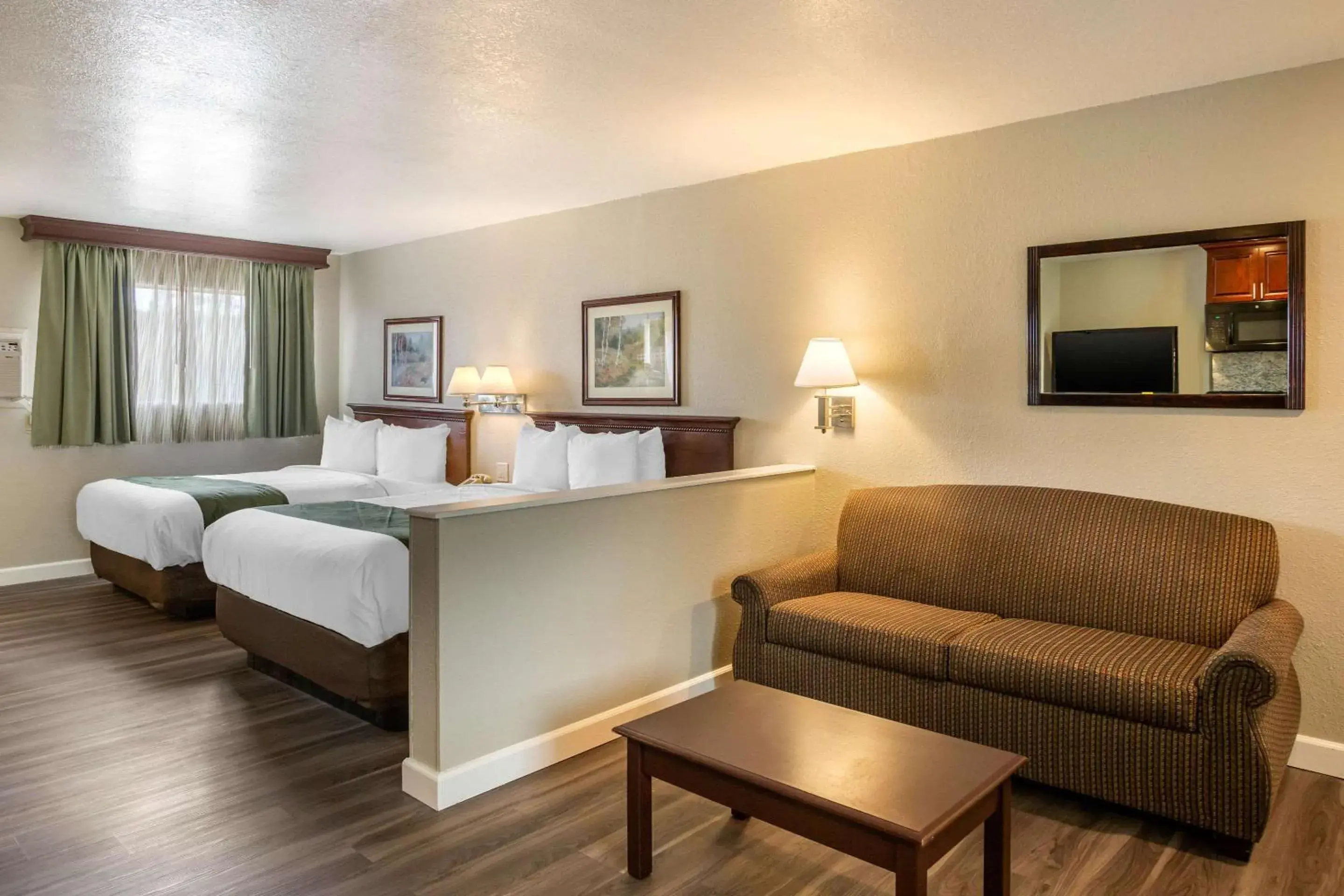 Photo of the whole room in Quality Inn & Suites El Cajon San Diego East