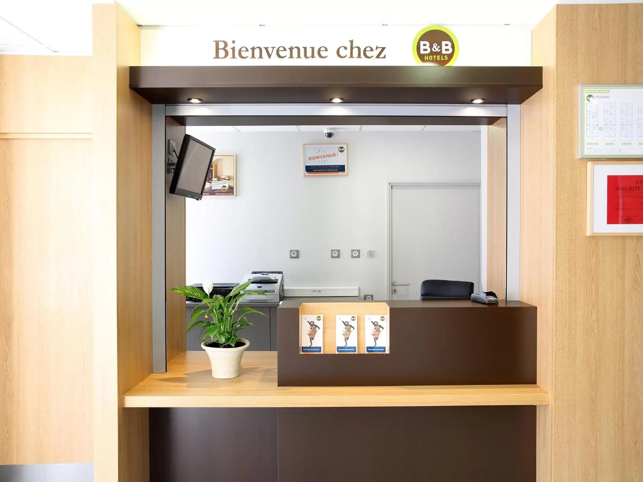 Lobby or reception, Lobby/Reception in B&B HOTEL Martigues Port-de-Bouc