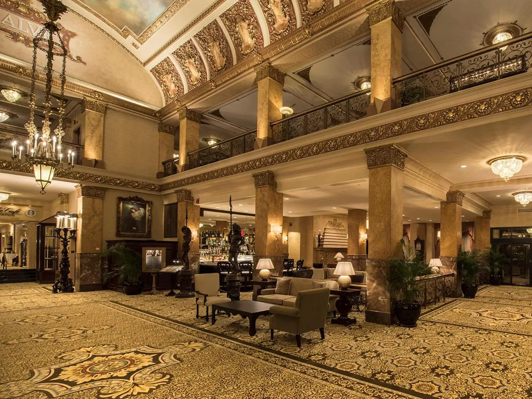 Lobby or reception, Restaurant/Places to Eat in The Pfister Hotel