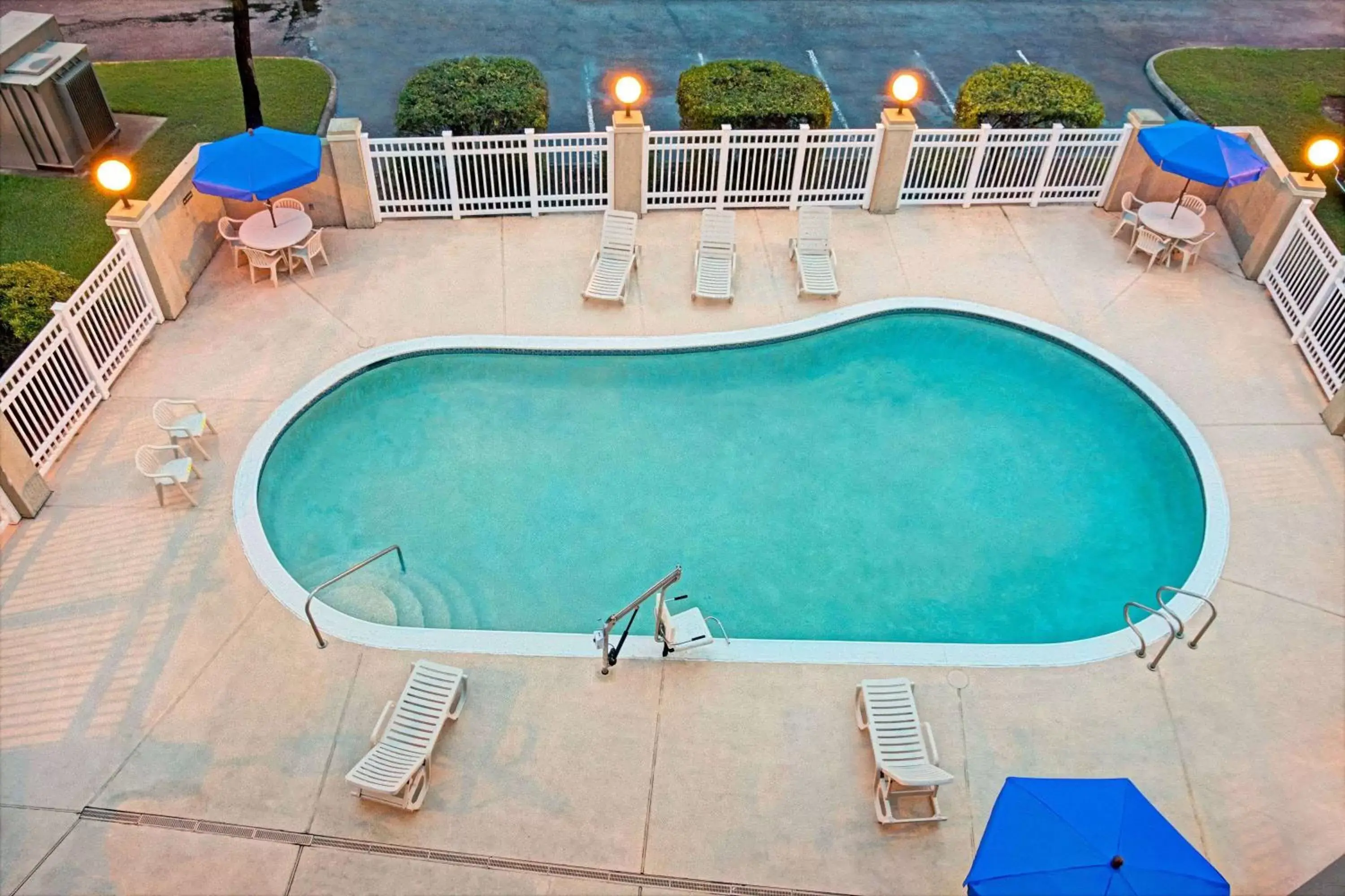 Swimming pool, Pool View in Baymont by Wyndham Conroe