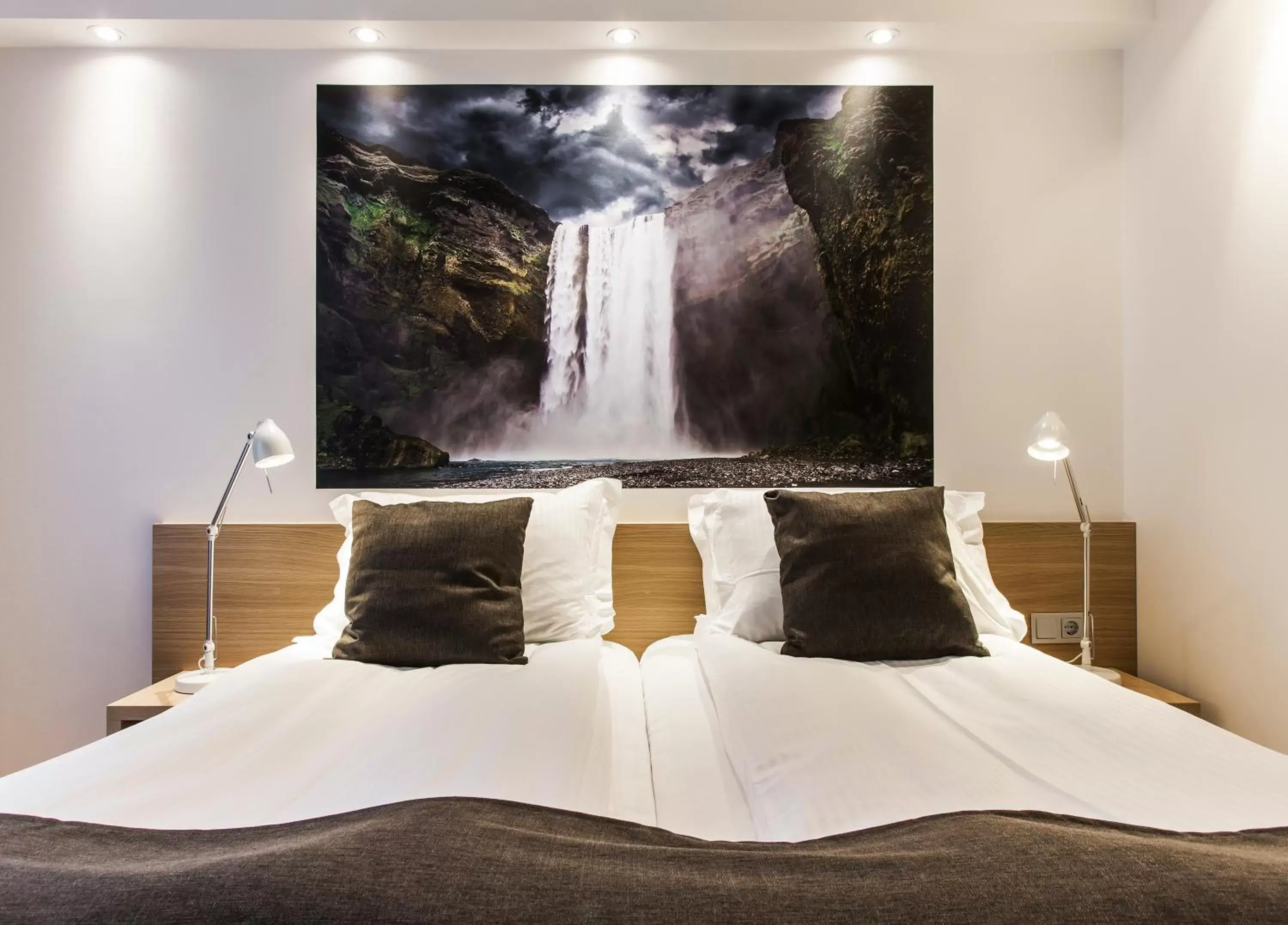 Bedroom, Bed in Storm Hotel by Keahotels
