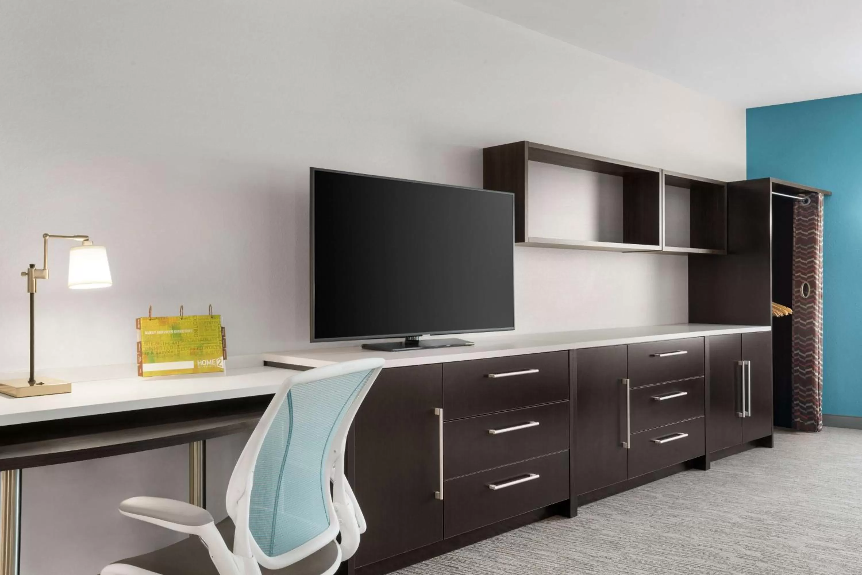 Bedroom in Home2 Suites By Hilton Madison Central Alliant Energy Center