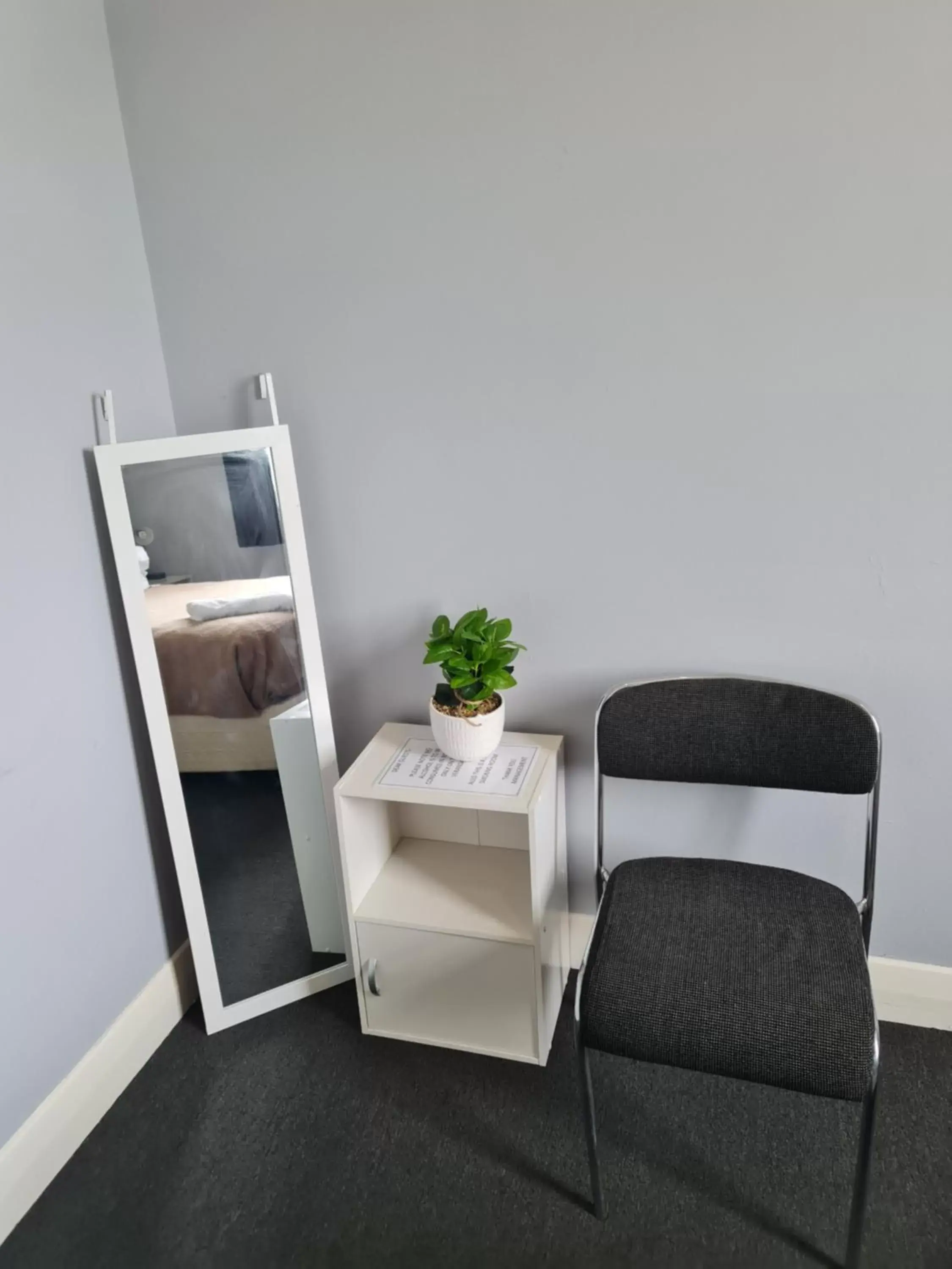 Standard Twin Room in Kearsley Hotel Standard Twin Room in Kearsley Hotel