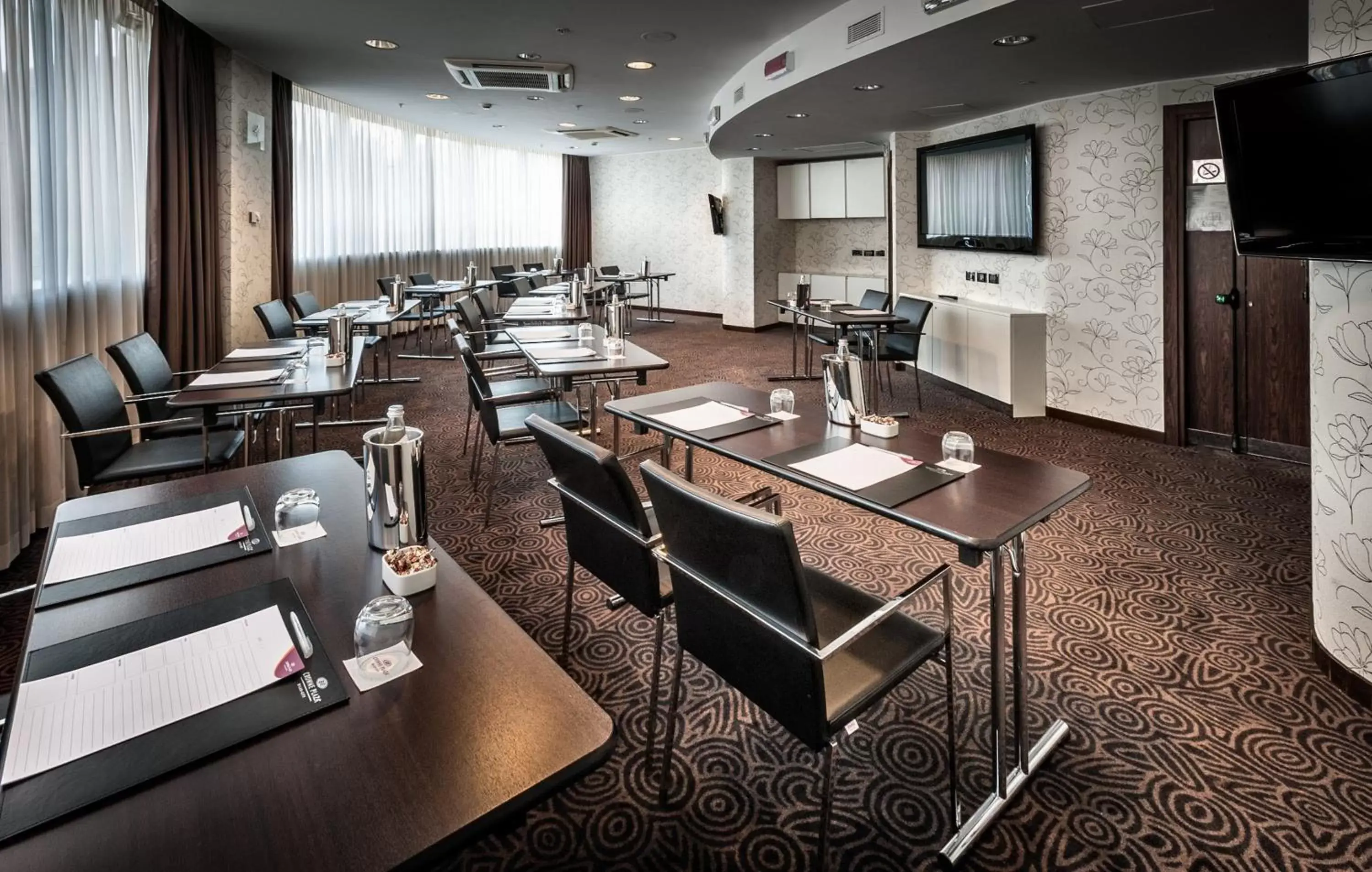 Meeting/conference room in Crowne Plaza Milan City, an IHG Hotel