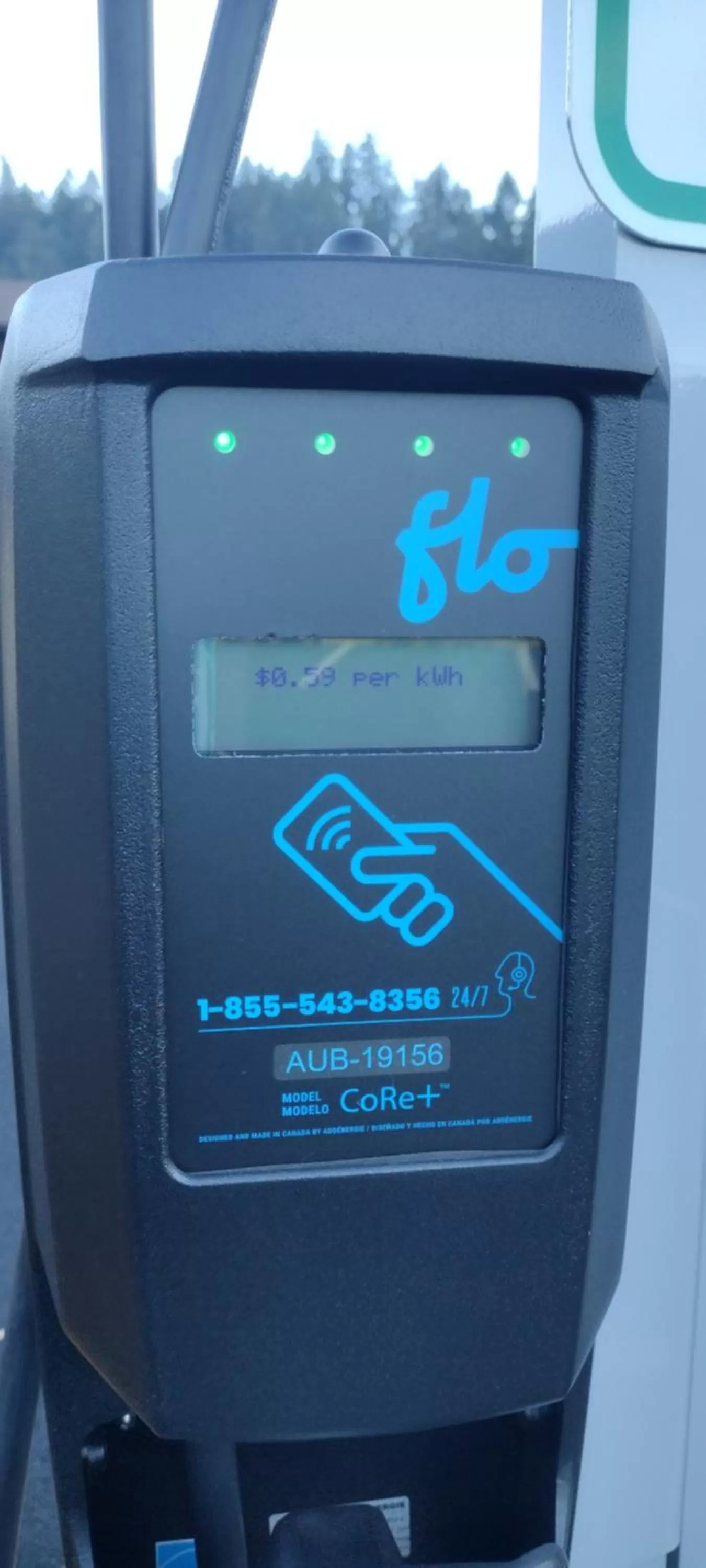 Parking in Oakridge Inn & Suites