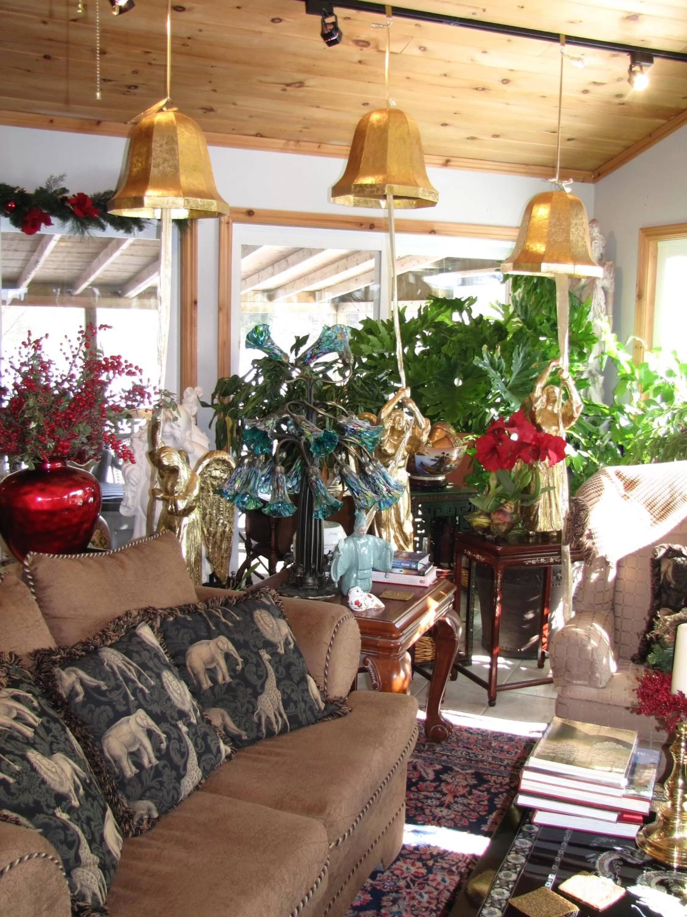 Decorative detail, Restaurant/Places to Eat in Shambhala Bed and Breakfast