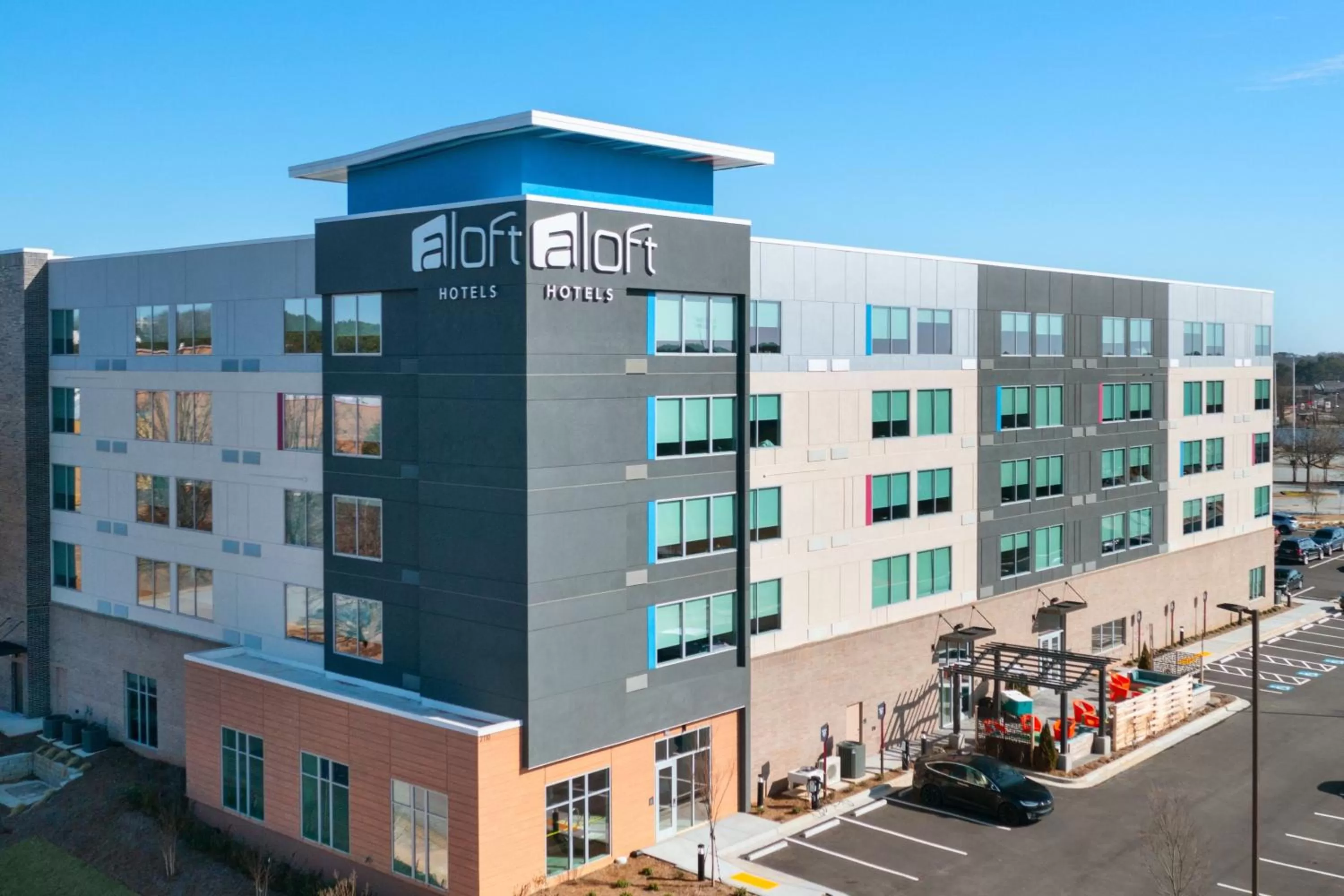 Property building in Aloft Lawrenceville Sugarloaf