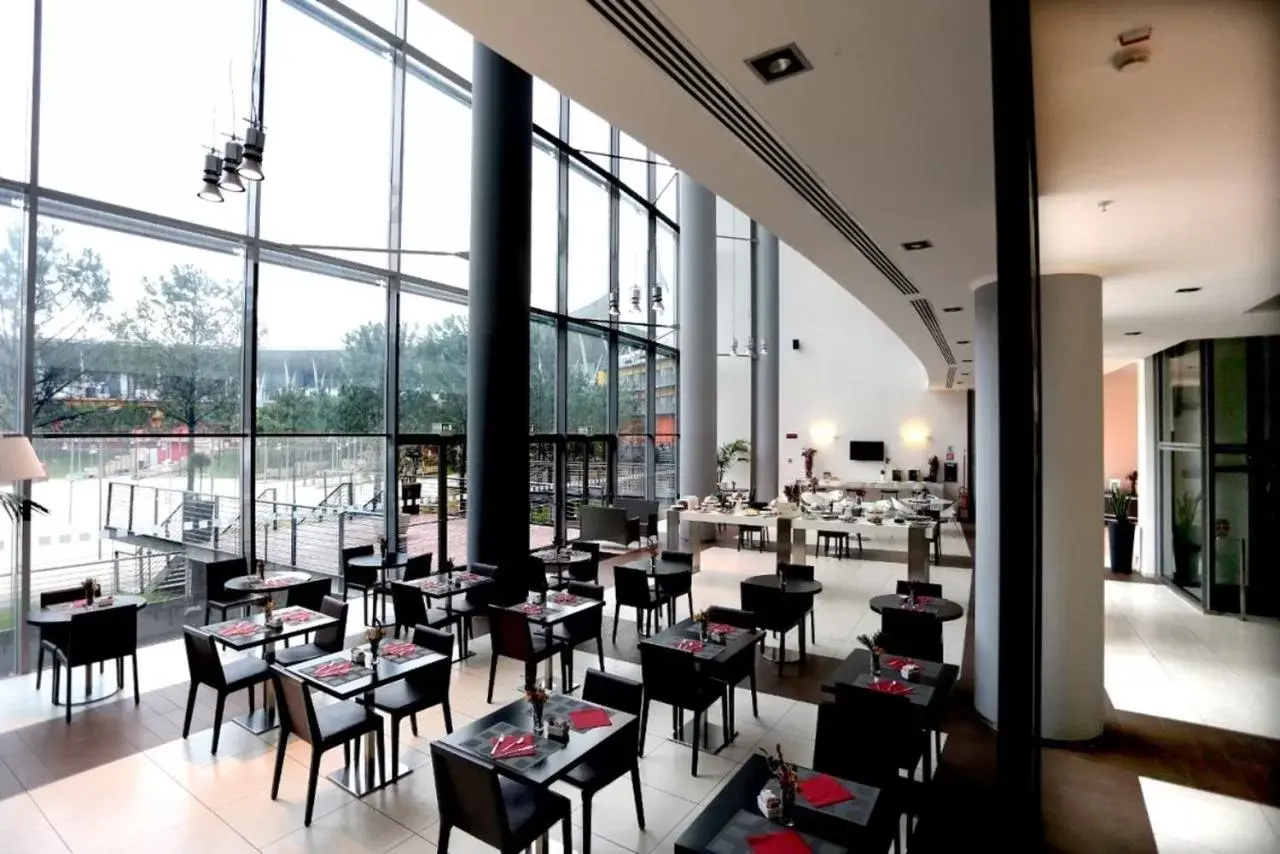 Lobby or reception, Restaurant/Places to Eat in Holiday Inn Nola - Naples Vulcano Buono, an IHG Hotel