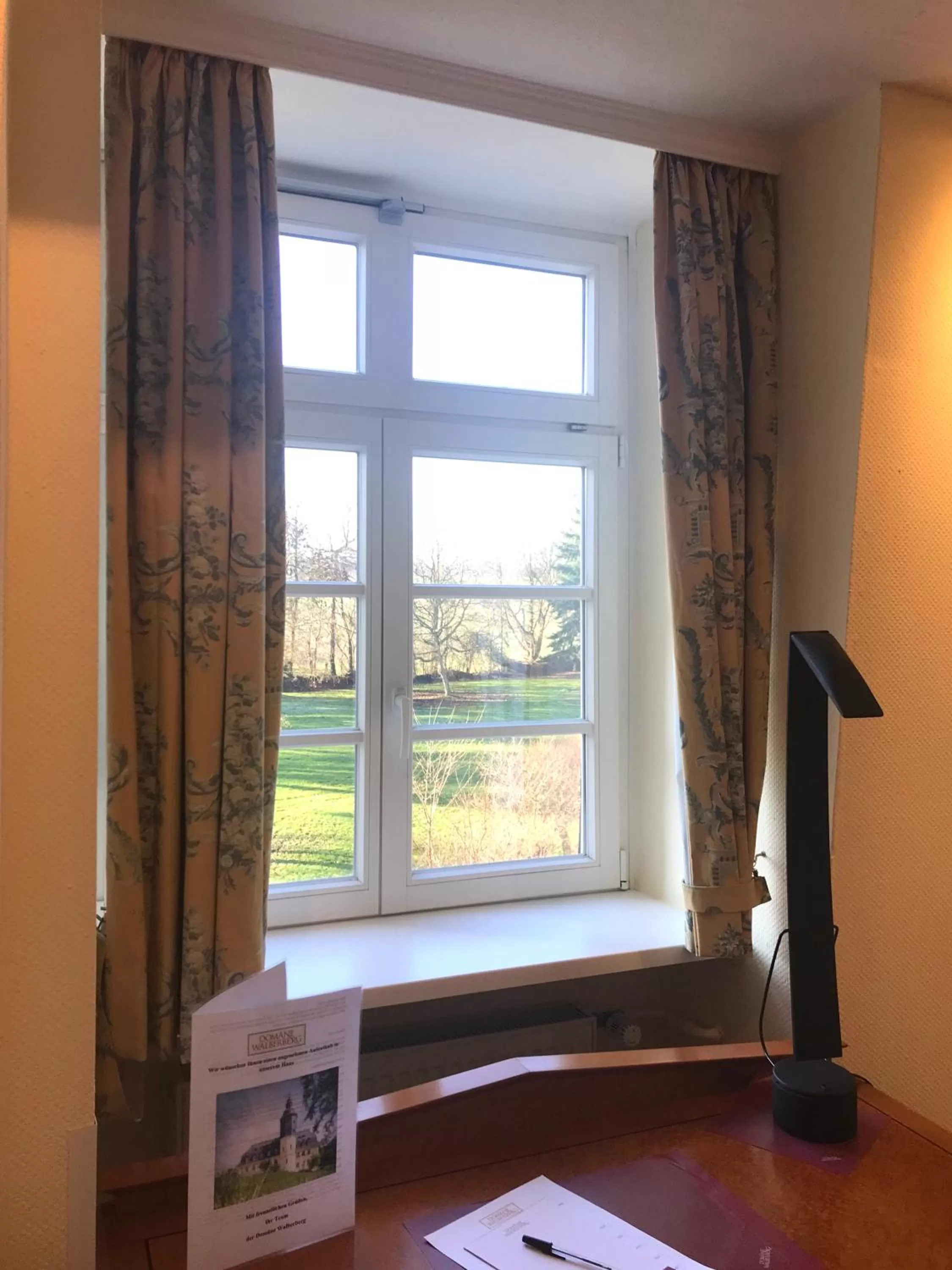 Garden view in Schlosshotel Domäne Walberberg