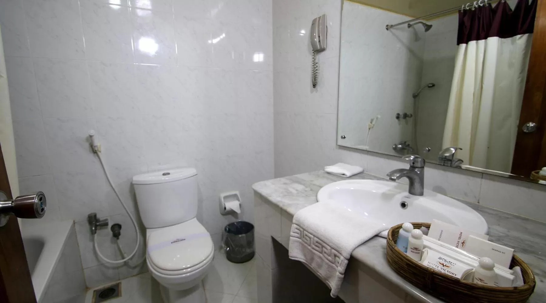 Toilet in Hotel Victory - Best in City Center