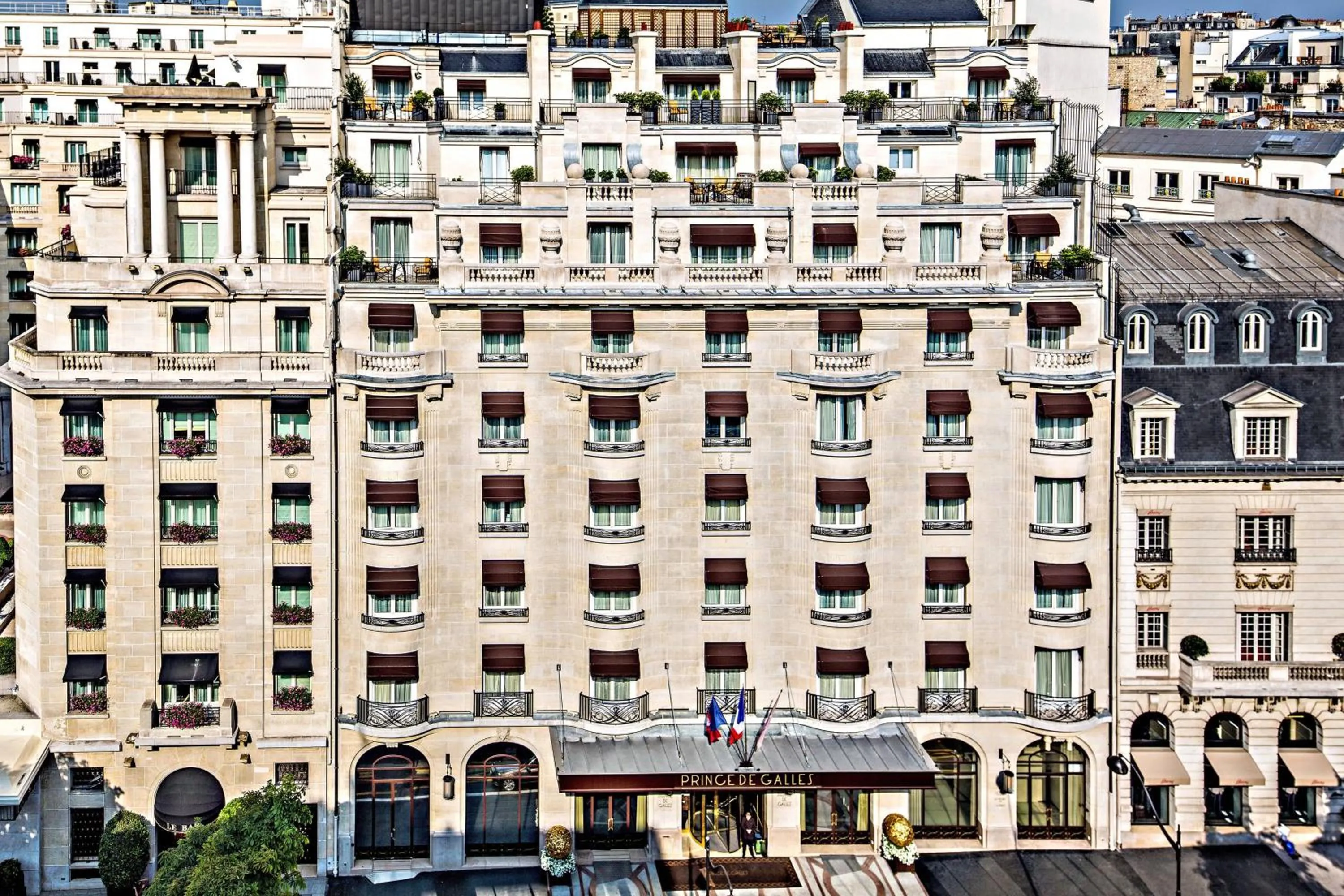 Property building in Prince de Galles, a Luxury Collection hotel, Paris