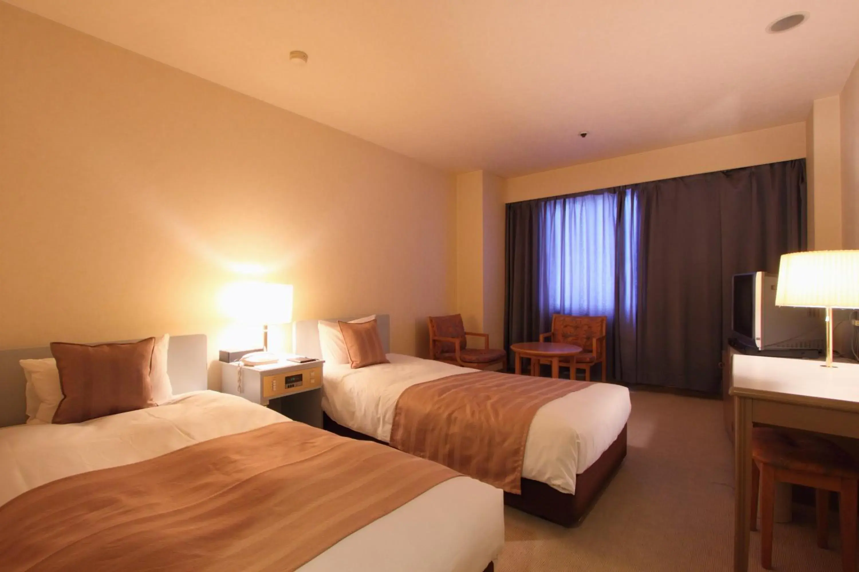Photo of the whole room, Bed in Asahikawa Toyo Hotel