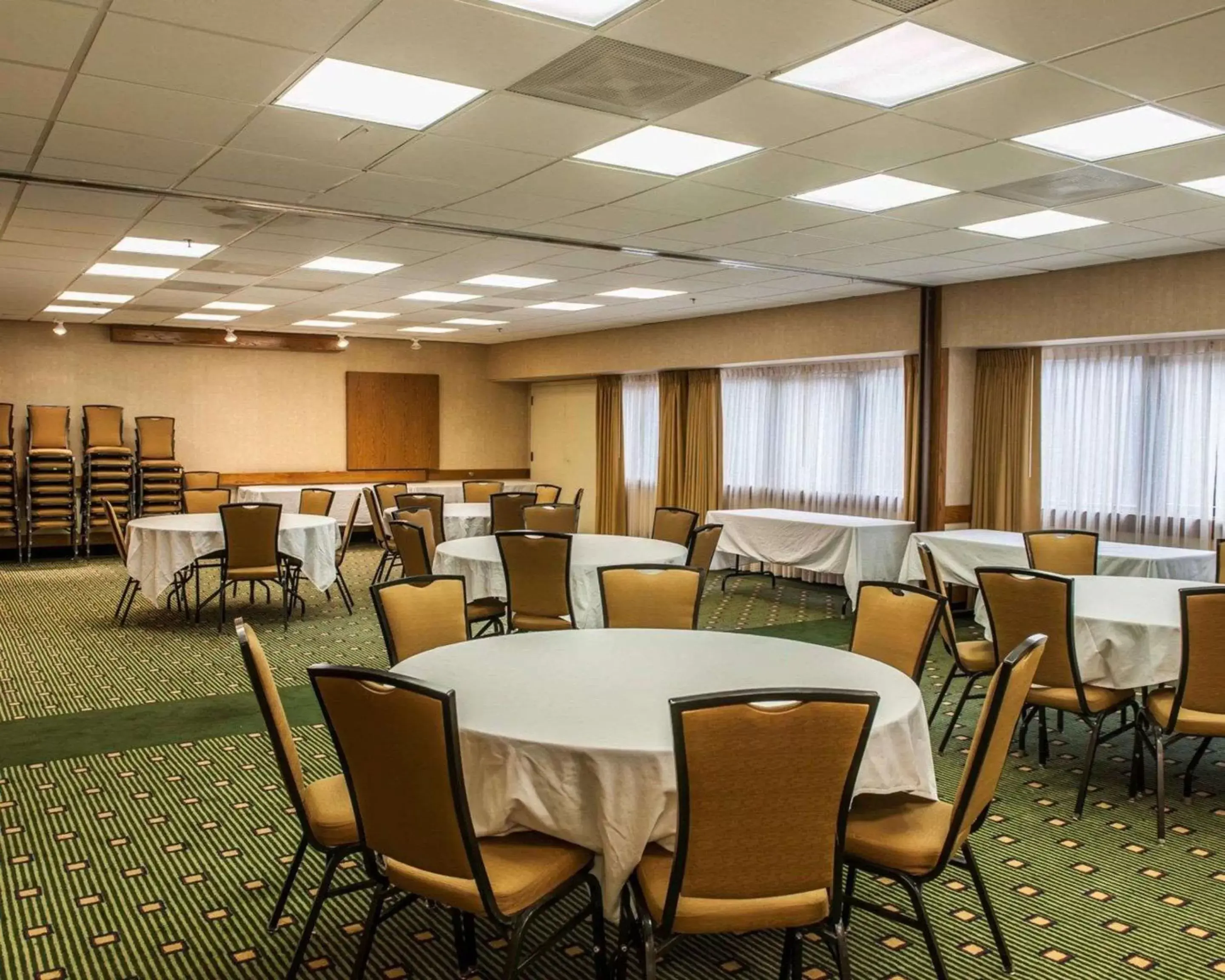 On site, Restaurant/Places to Eat in Quality Inn & Suites Goshen