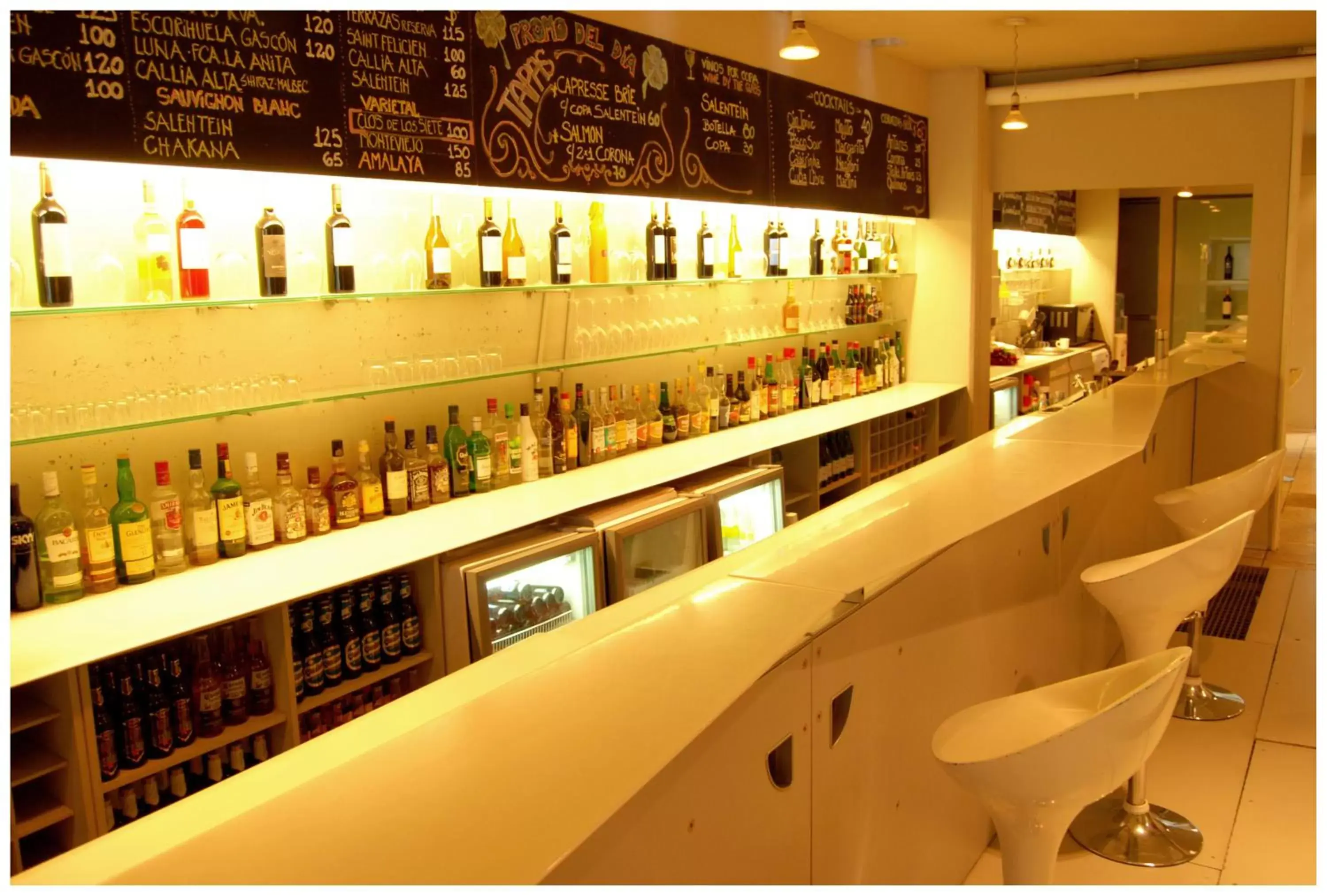 Property building in Design cE - Hotel Boutique de Diseño Property building in Design cE - Hotel Boutique de Diseño