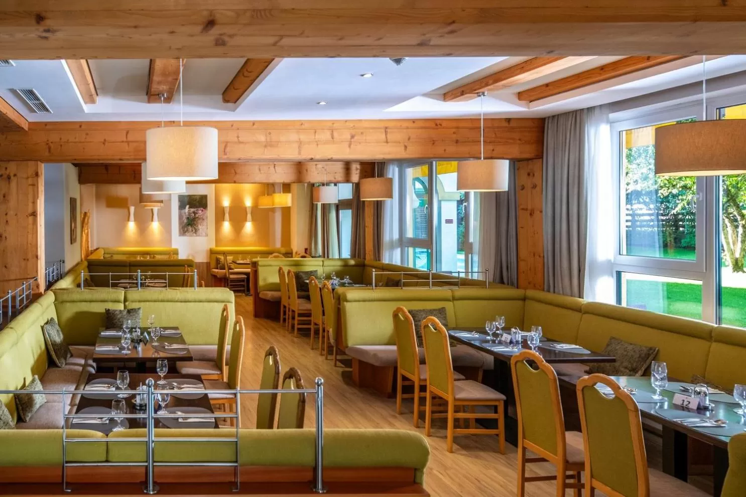 Restaurant/places to eat in Hotel Alpenblick Kreischberg
