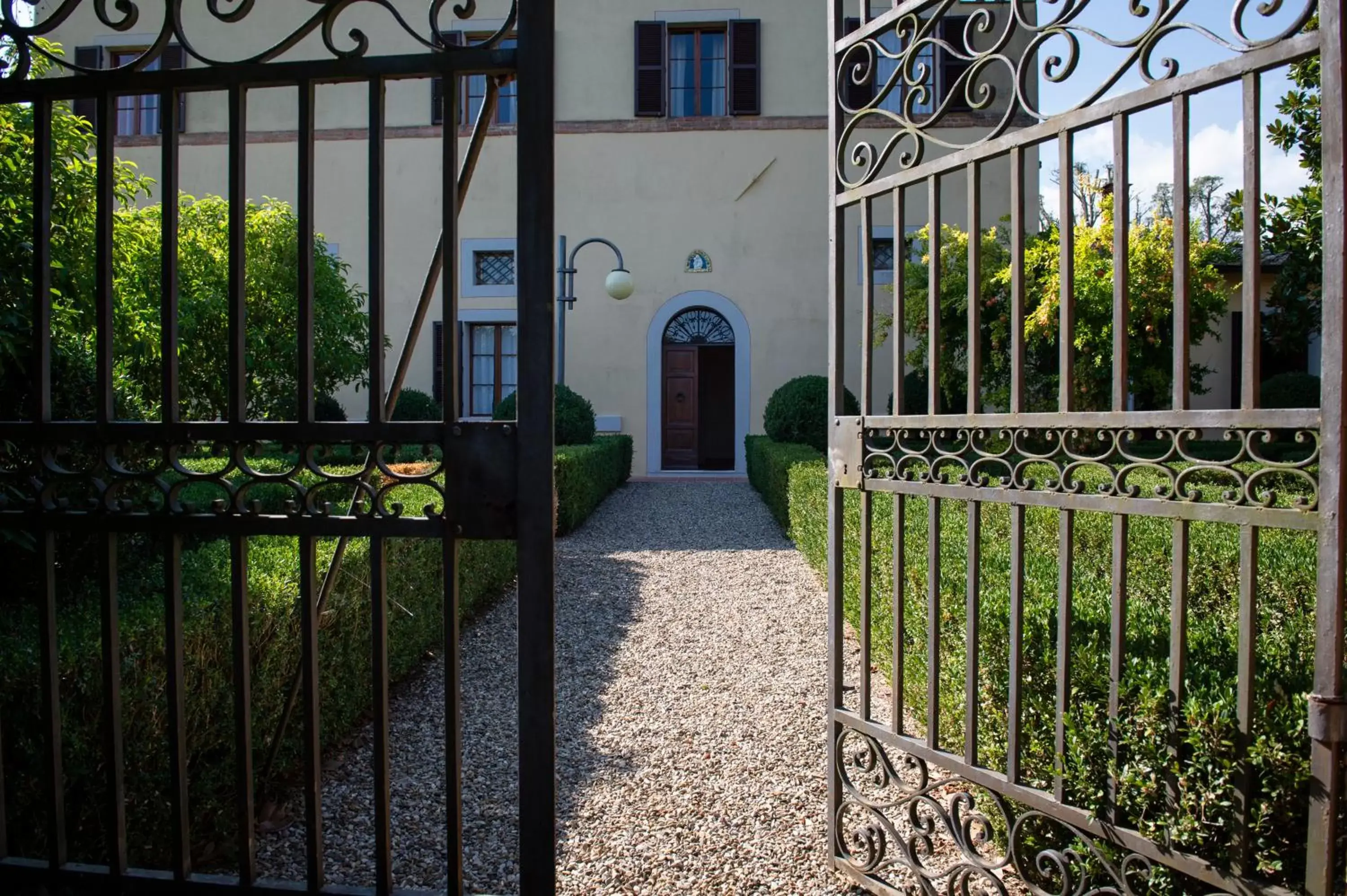 Garden in Villa Curina Resort