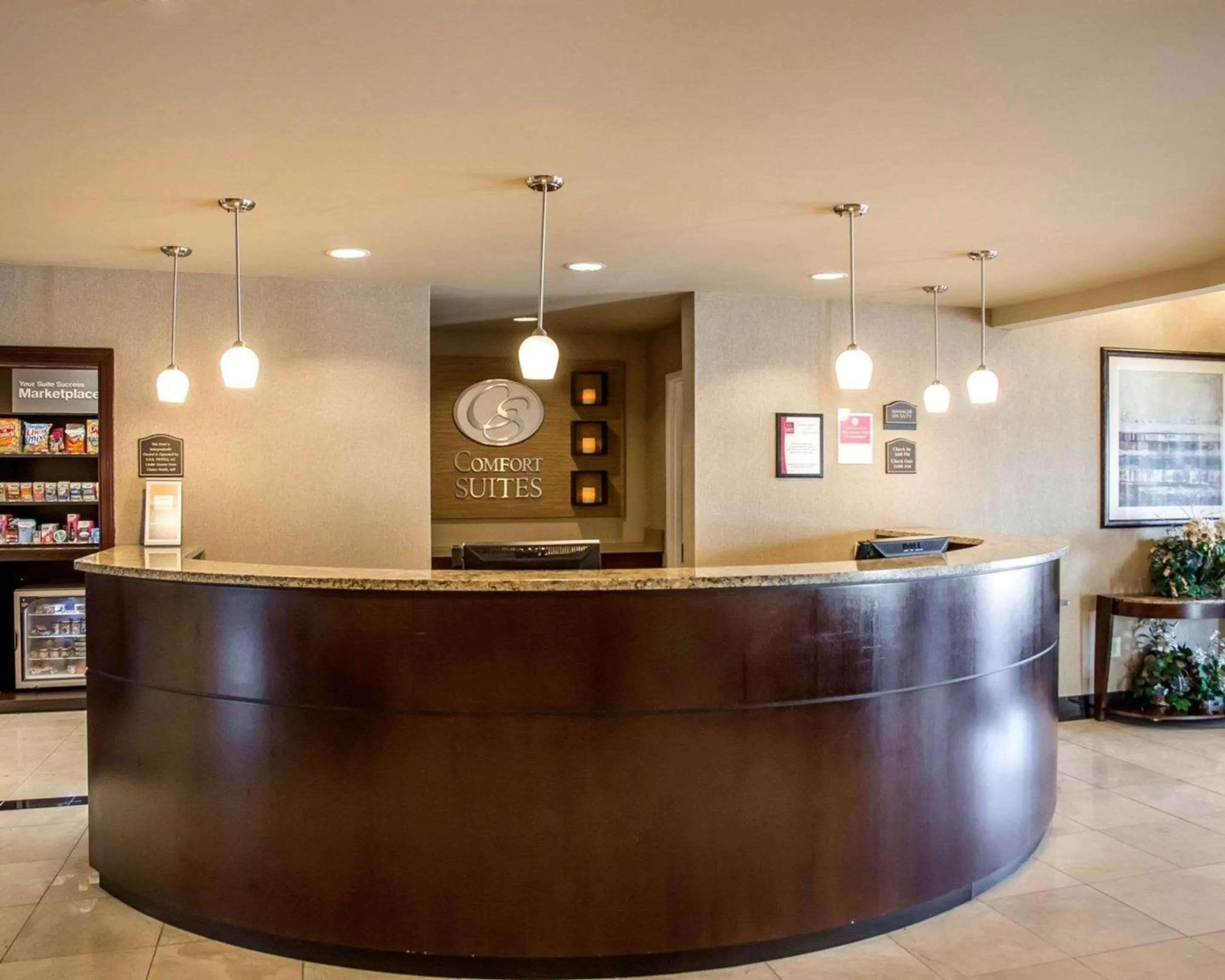 Lobby or reception in Comfort Suites Cincinnati North