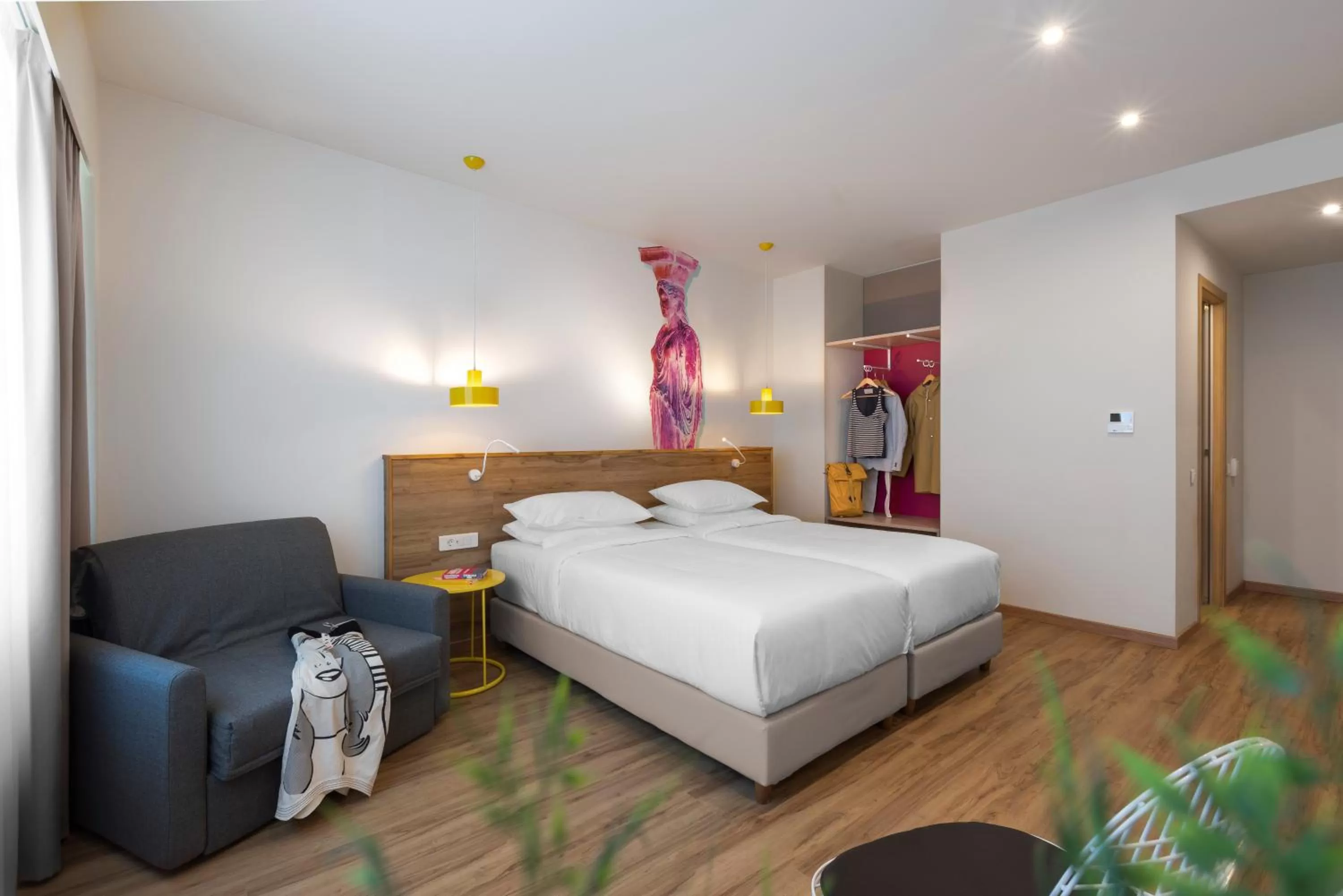 Bed in ibis Styles Athens Routes