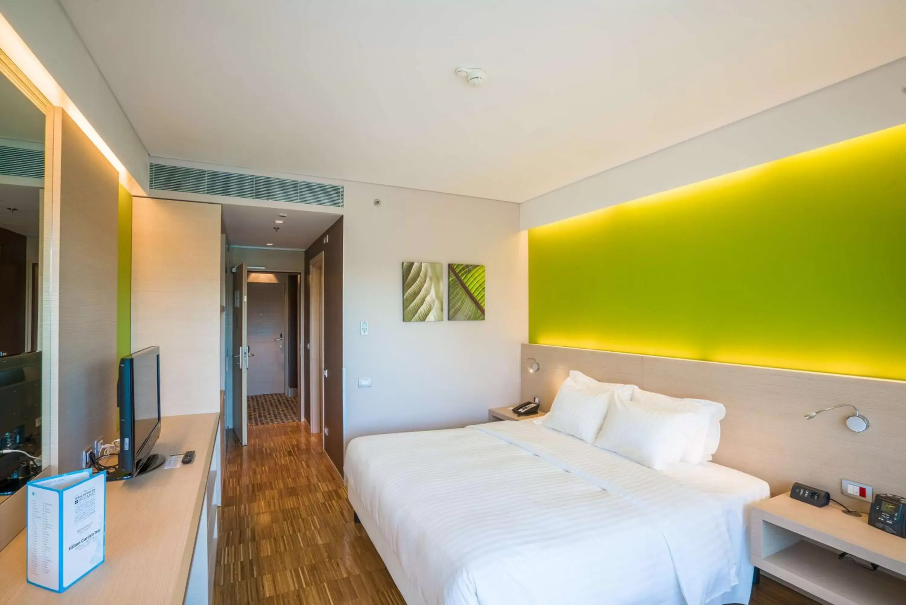 Bedroom, Bed in Hilton Garden Inn Venice Mestre
