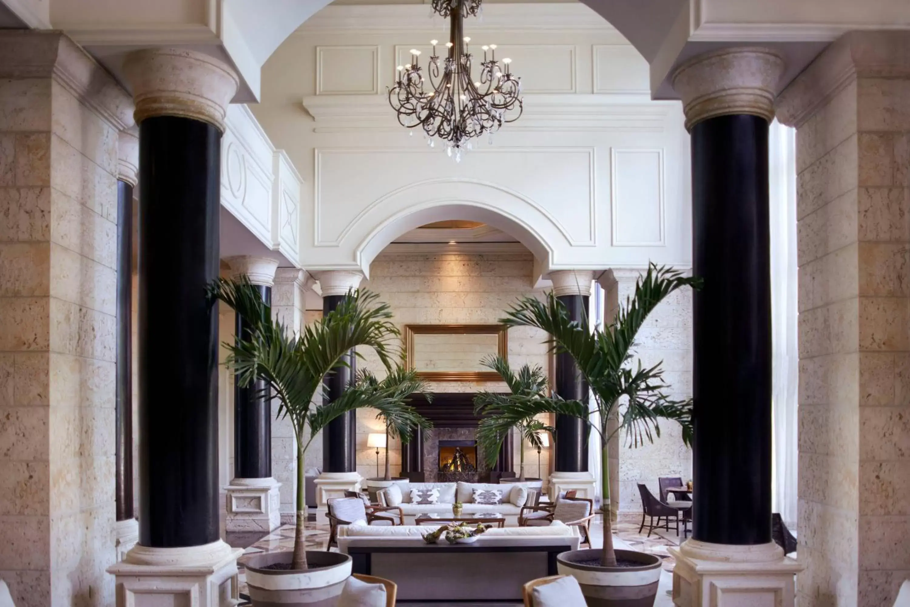 Lobby or reception, Restaurant/Places to Eat in The Ritz-Carlton Coconut Grove, Miami