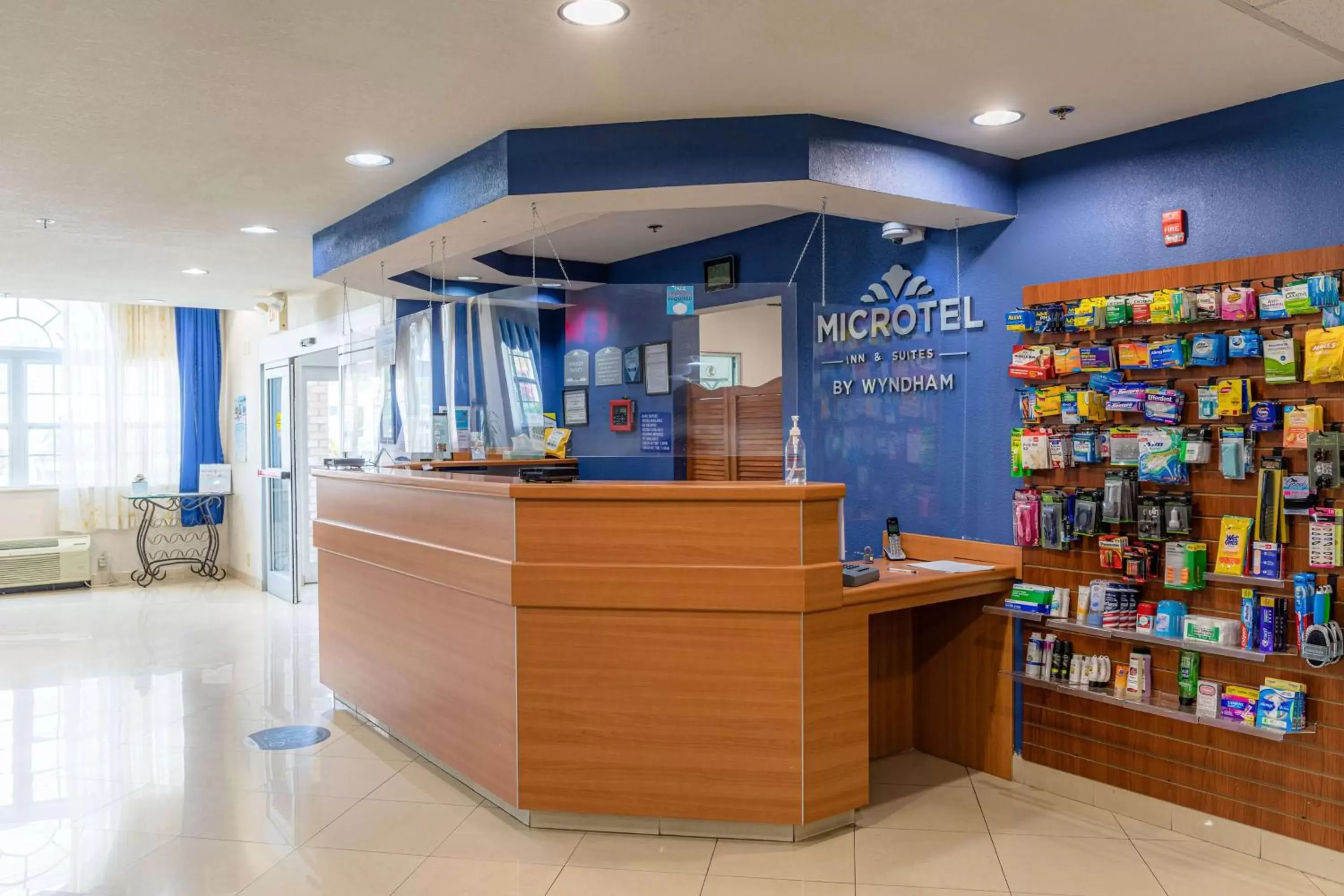 Lobby or reception in Microtel Inn & Suites by Wyndham Kingsland