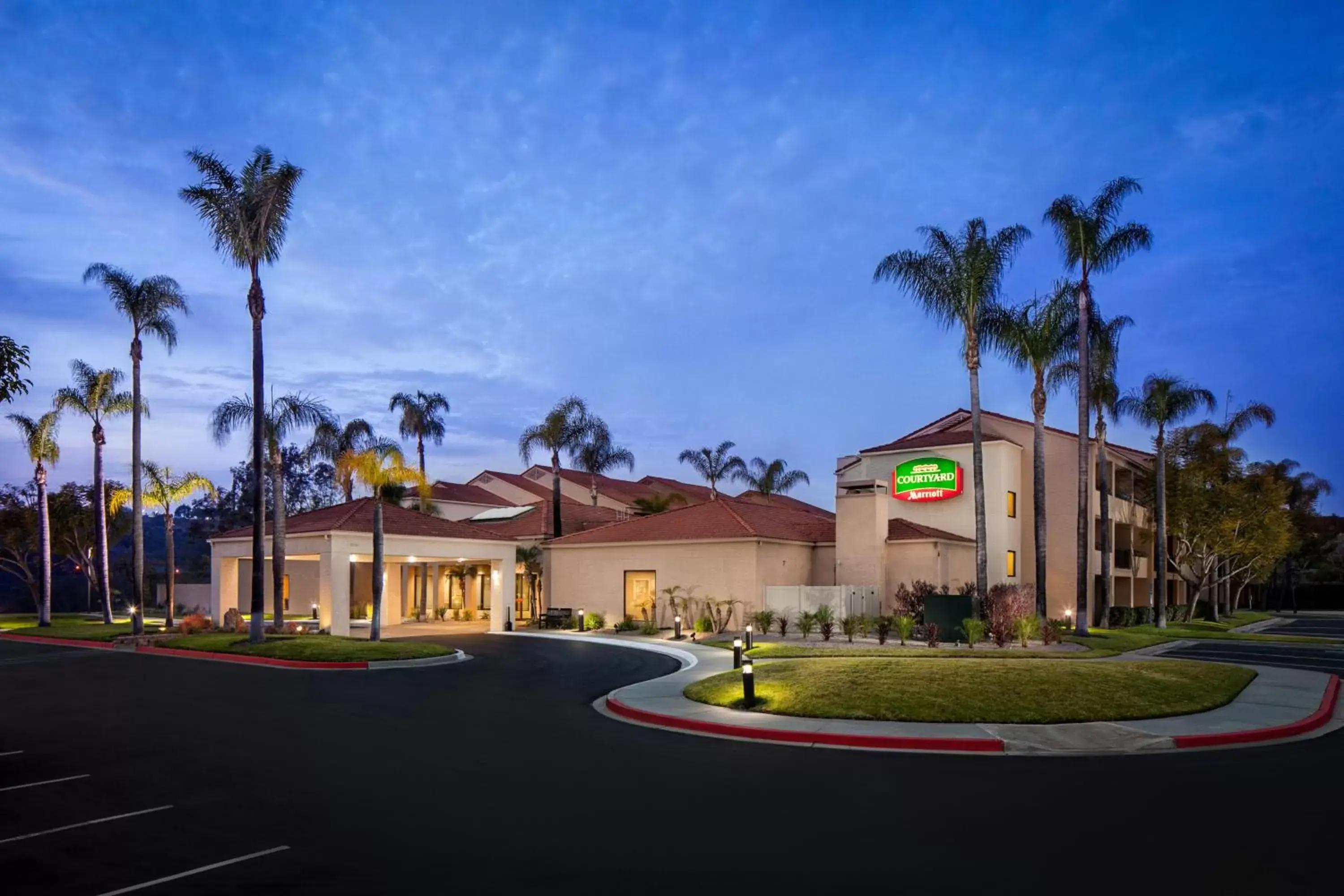Property Building in Courtyard by Marriott San Diego Sorrento Valley