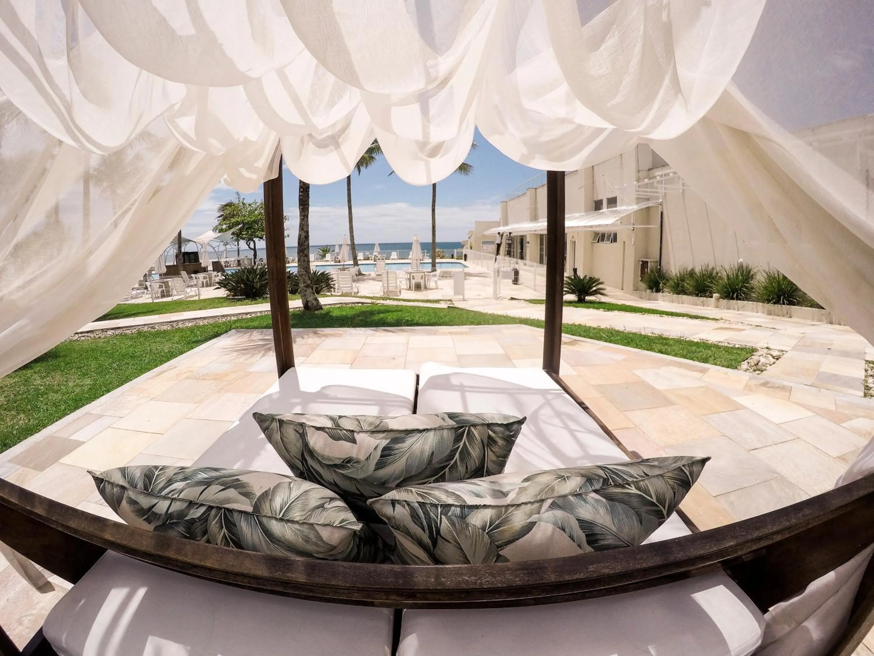 Day in Itapema Beach Hotel & Convention