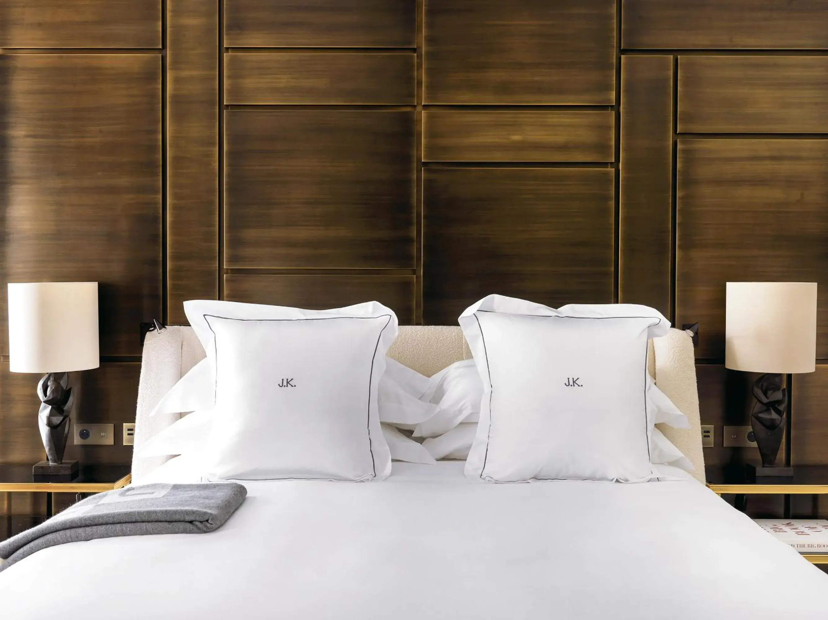 Bedroom, Bed in J.K. Place Paris Bedroom, Bed in J.K. Place Paris