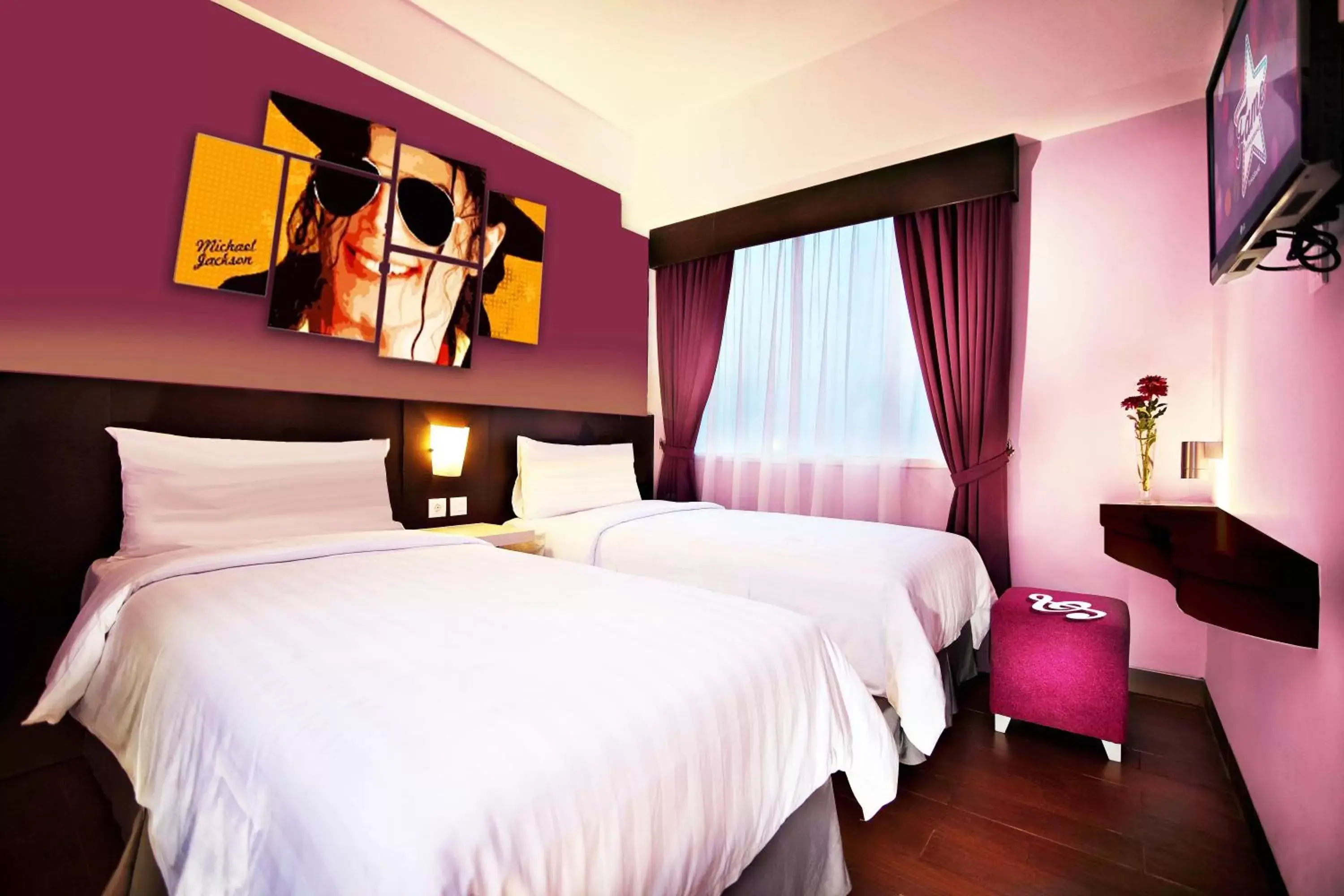 Bedroom, Bed in Fame Hotel Gading Serpong
